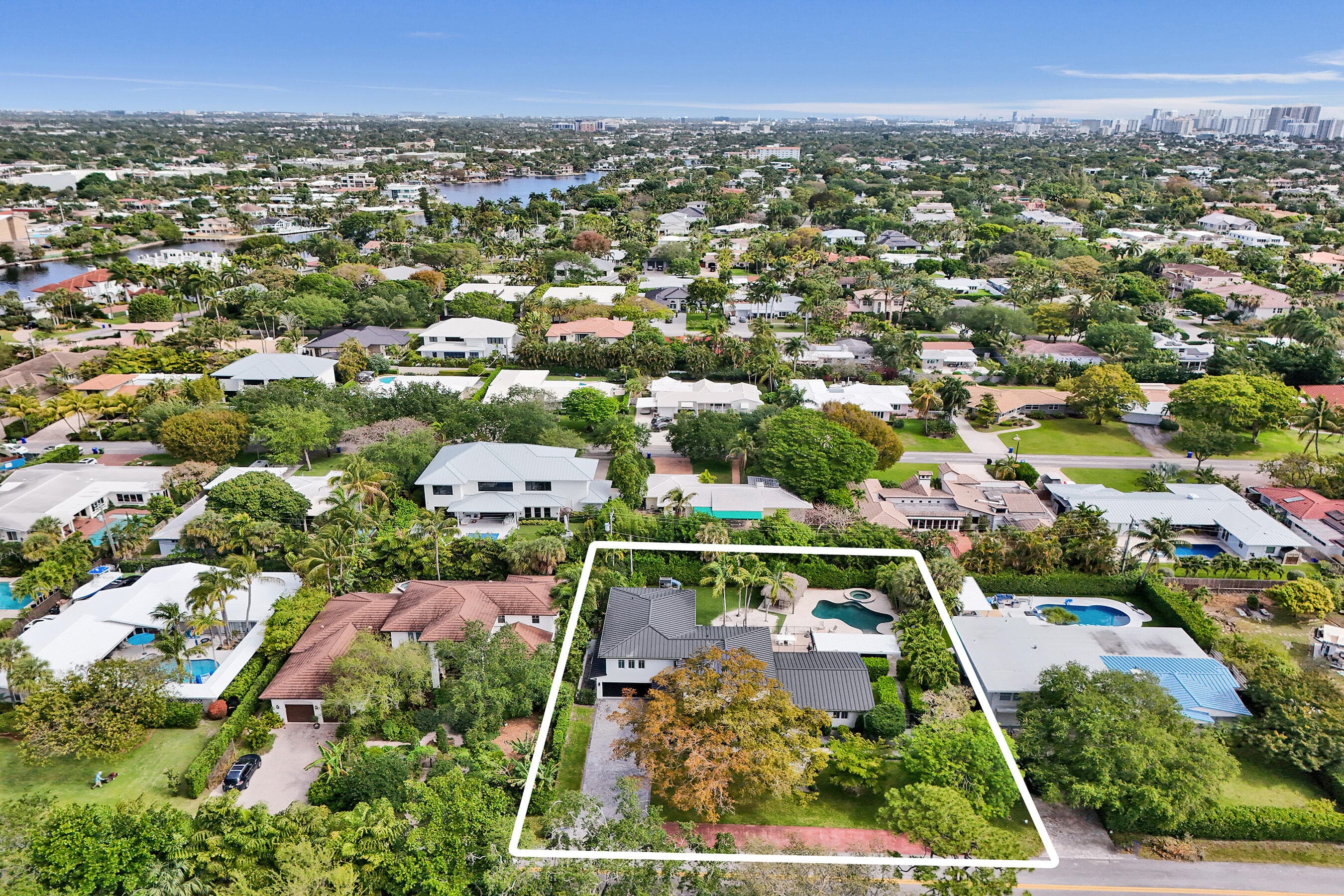 2421 NE 12th Street, Fort Lauderdale, FL 33304 — photo 11 of 118