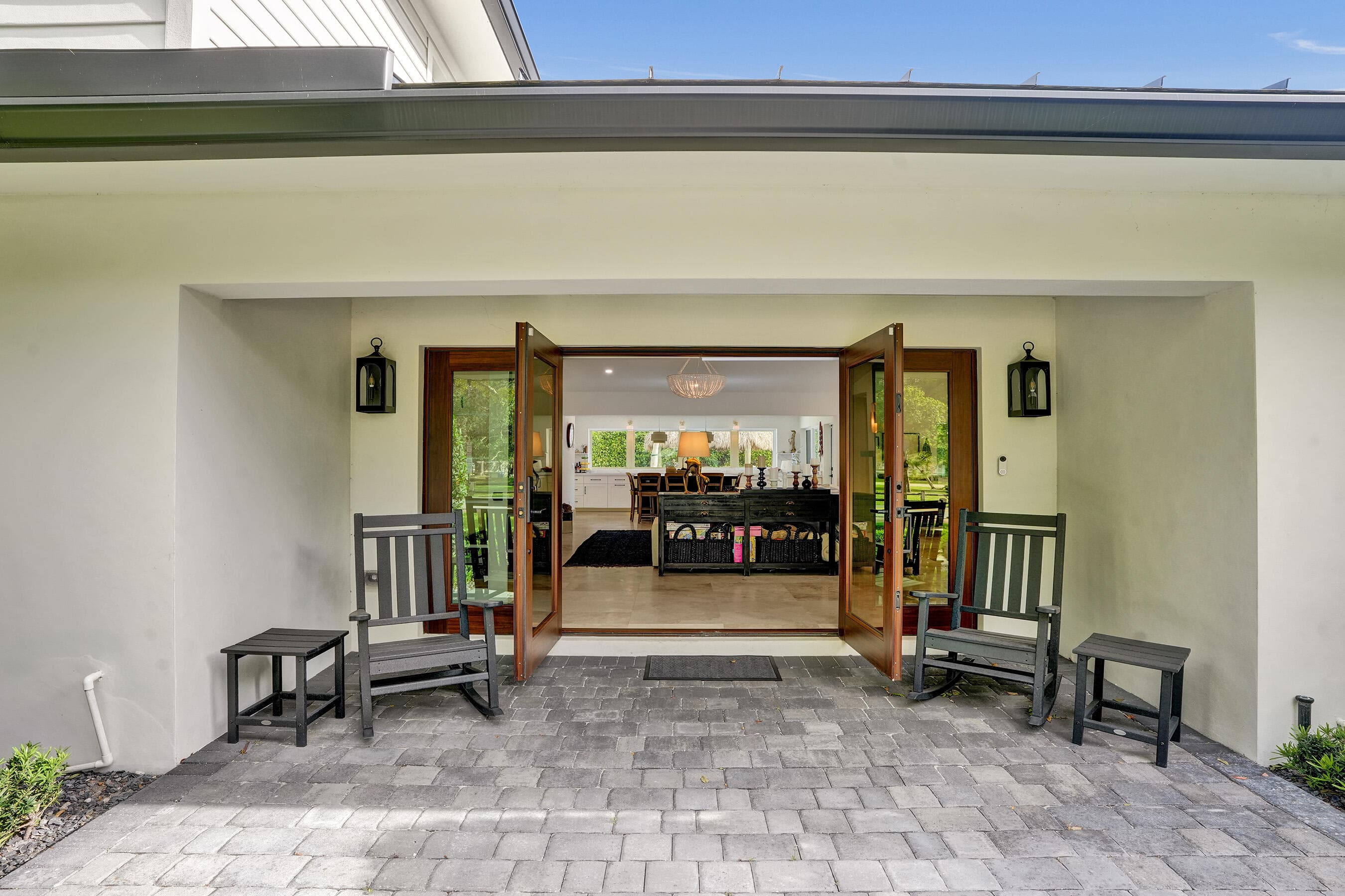 2421 NE 12th Street, Fort Lauderdale, FL 33304 — photo 15 of 118