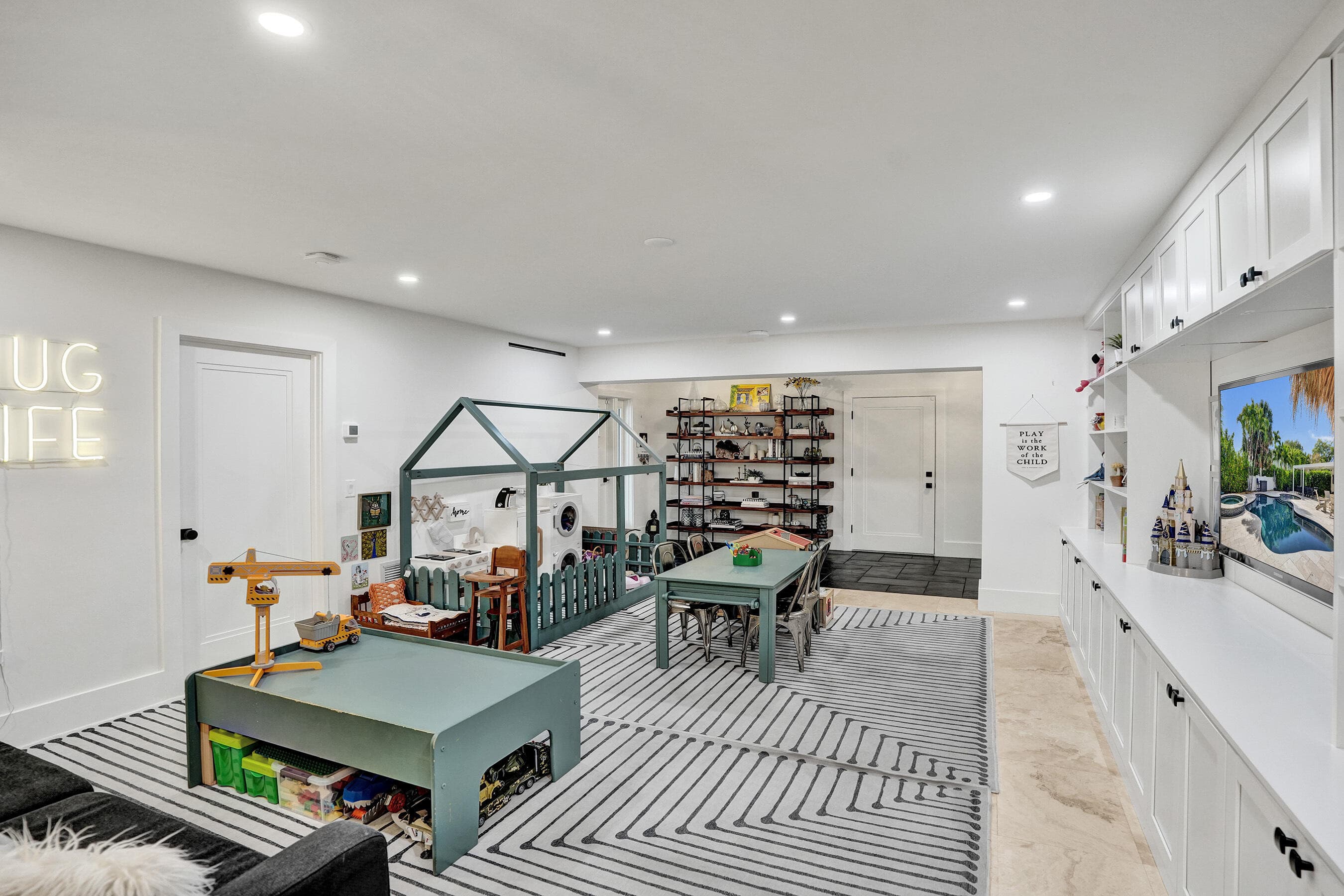 2421 NE 12th Street, Fort Lauderdale, FL 33304 — photo 43 of 118