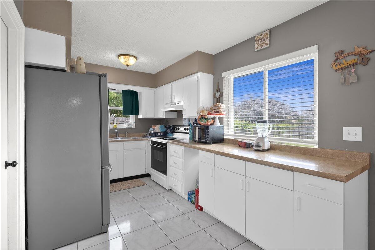 956 SE Browning Avenue, Port St. Lucie, FL 34983 — photo 20 of 58