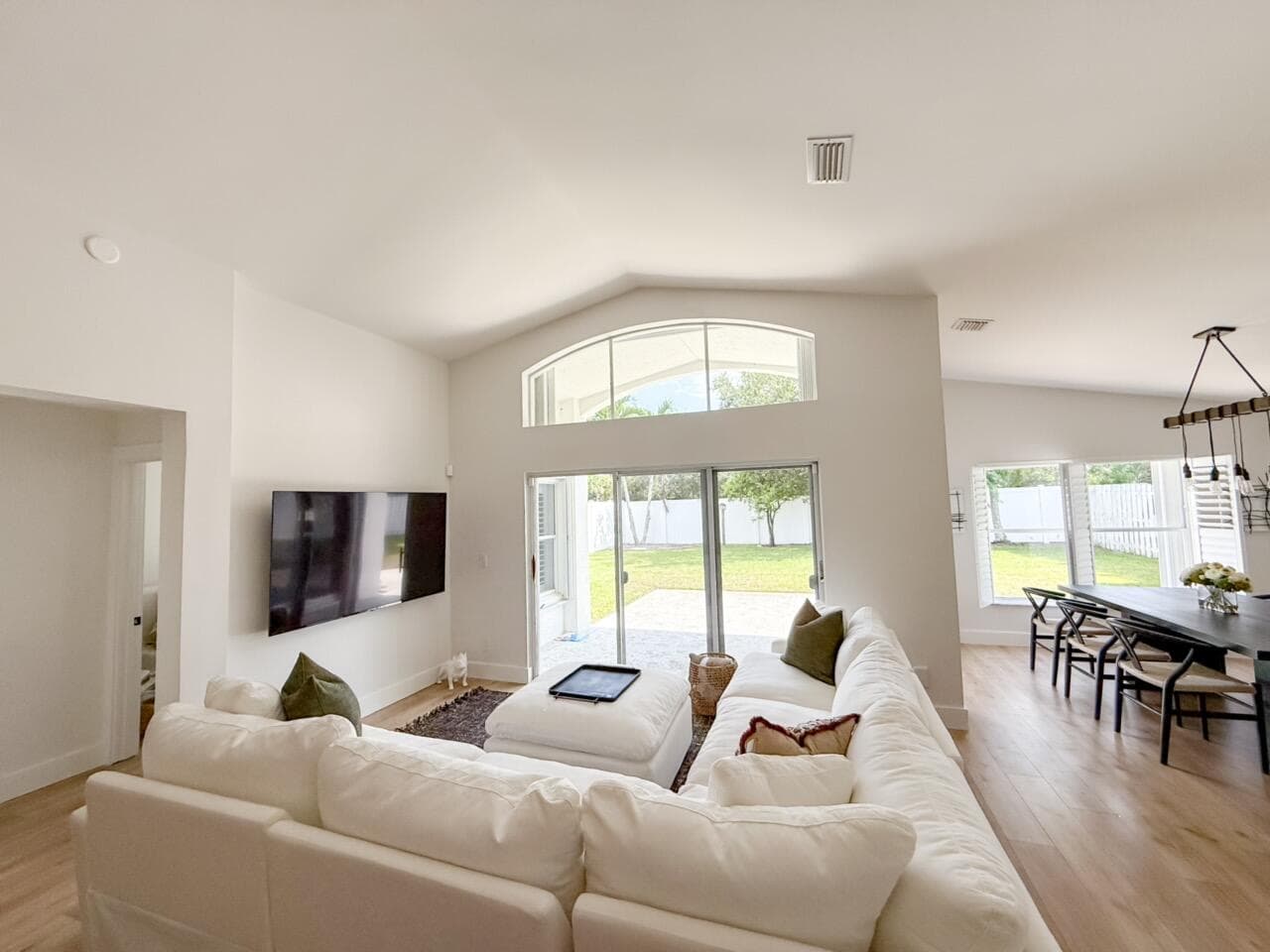 7895 Manor Forest Boulevard, Boynton Beach, FL 33436 — photo 1 of 40