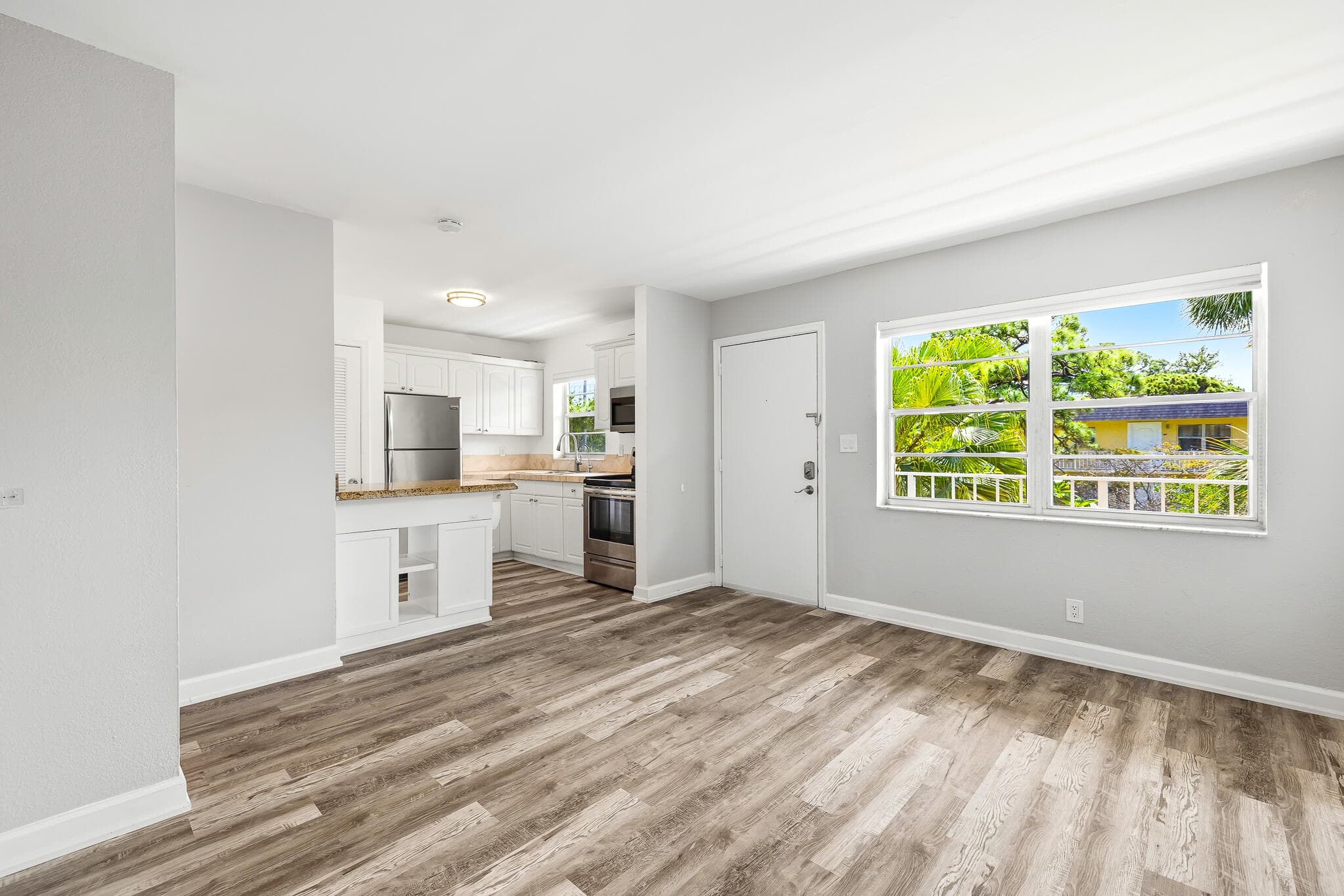 5162 NE 6th Avenue 317, Oakland Park, FL 33334 — photo