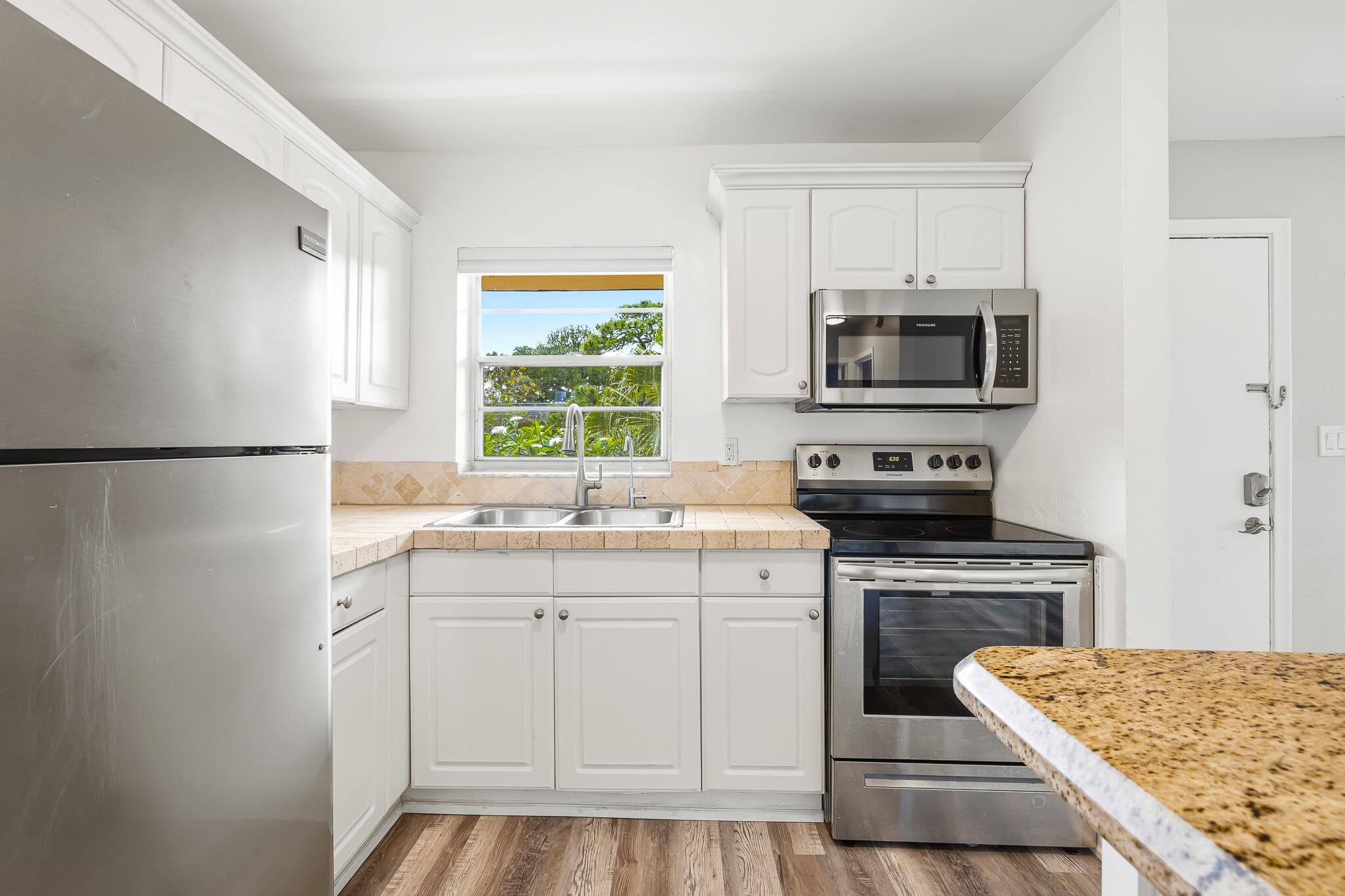 5162 NE 6th Avenue 317, Oakland Park, FL 33334 — photo 8 of 15