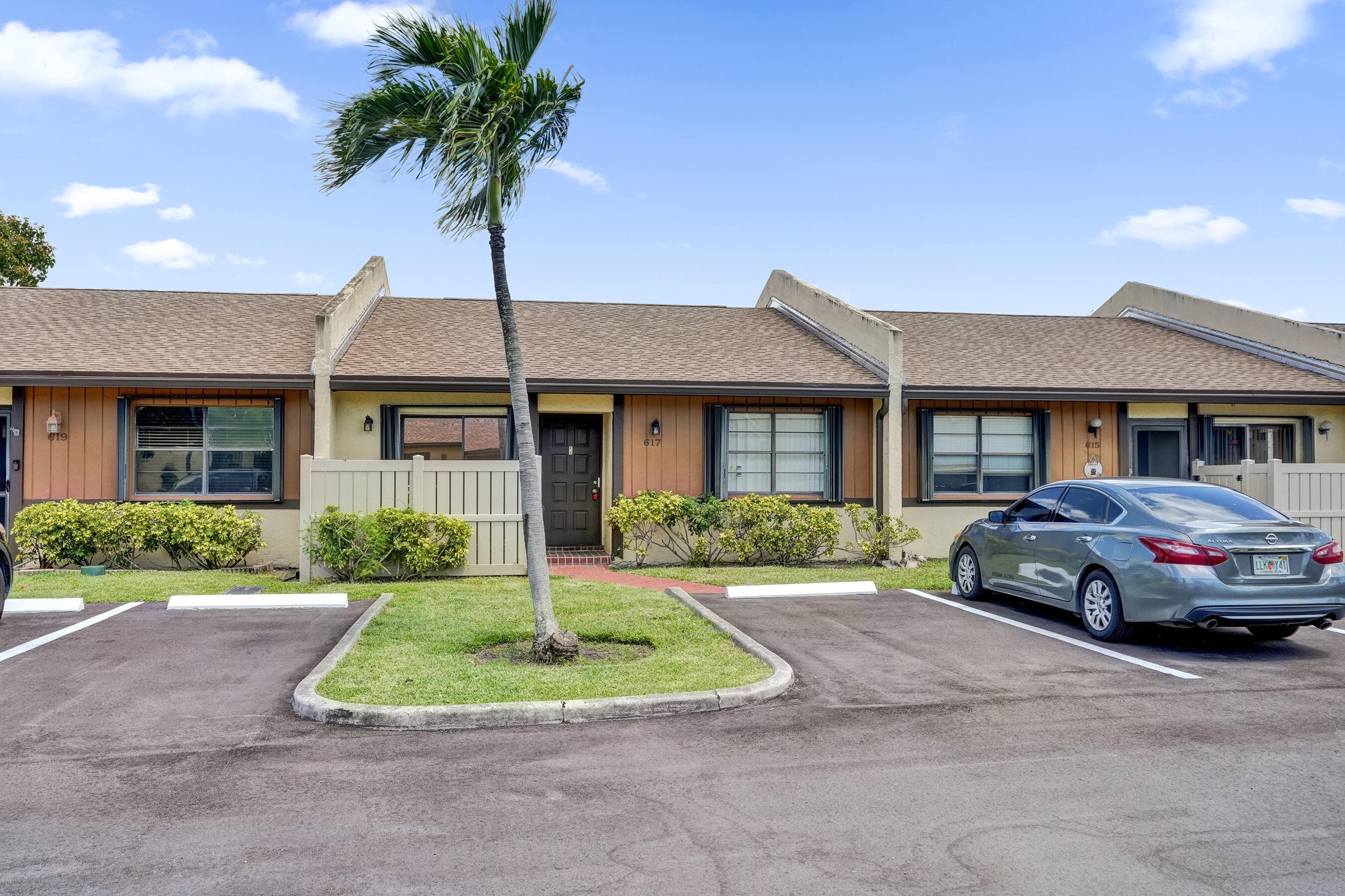 617 Banks Road 617, Margate, FL 33063 — photo 3 of 51