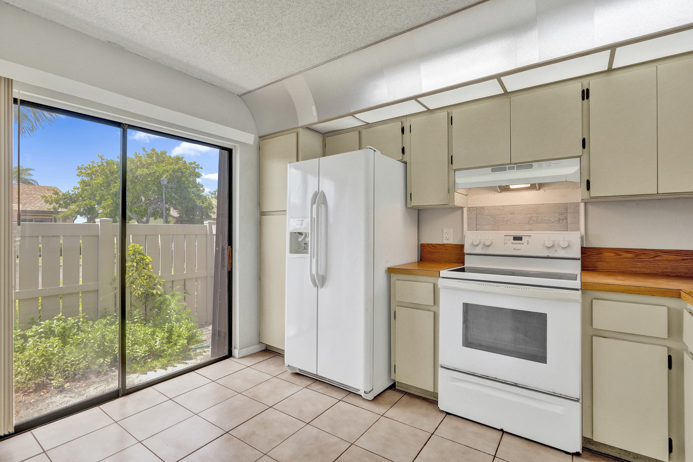 617 Banks Road 617, Margate, FL 33063 — photo 7 of 51