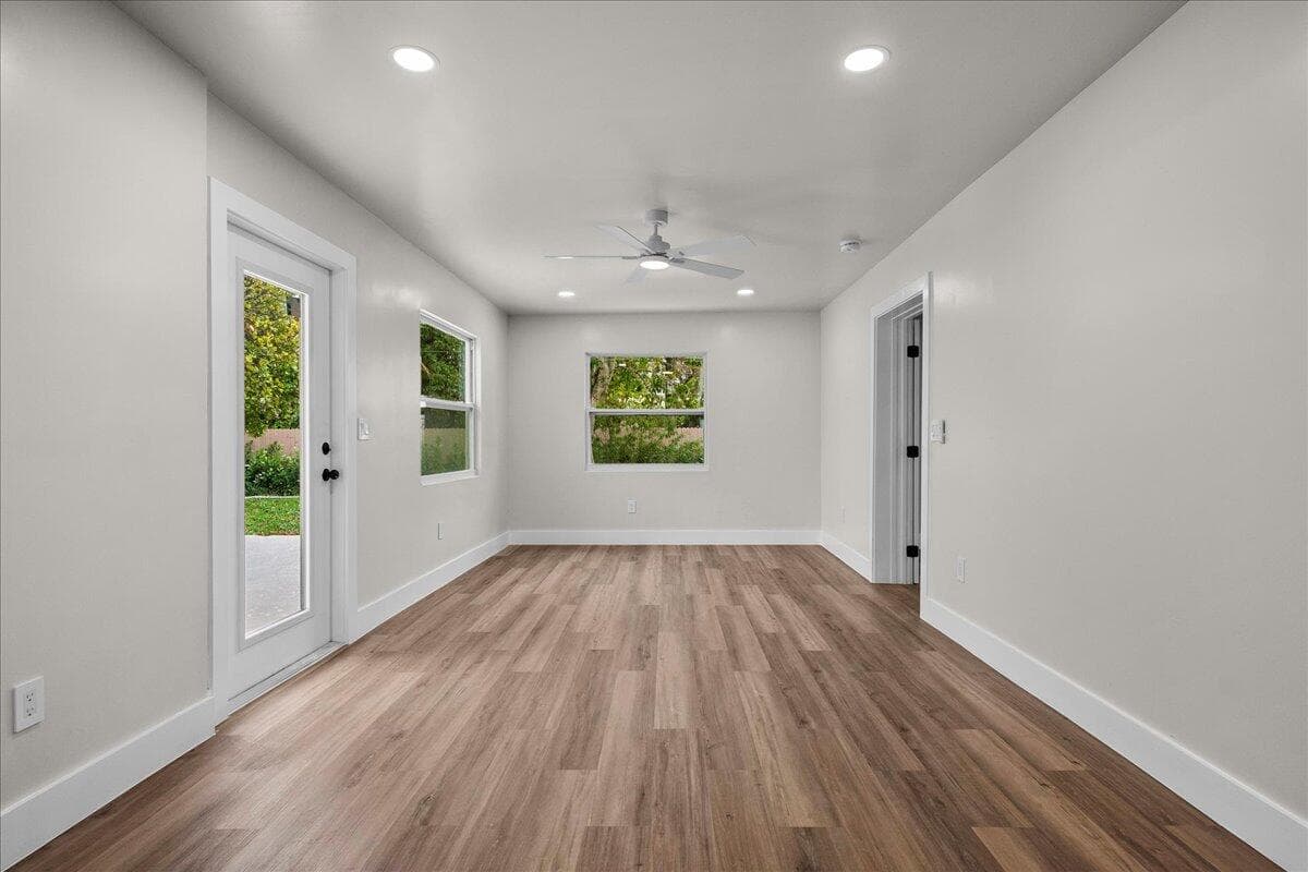 426 Bayberry Drive, West Palm Beach, FL 33403 — photo 10 of 42
