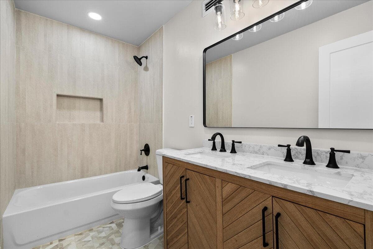 426 Bayberry Drive, West Palm Beach, FL 33403 — photo 24 of 42