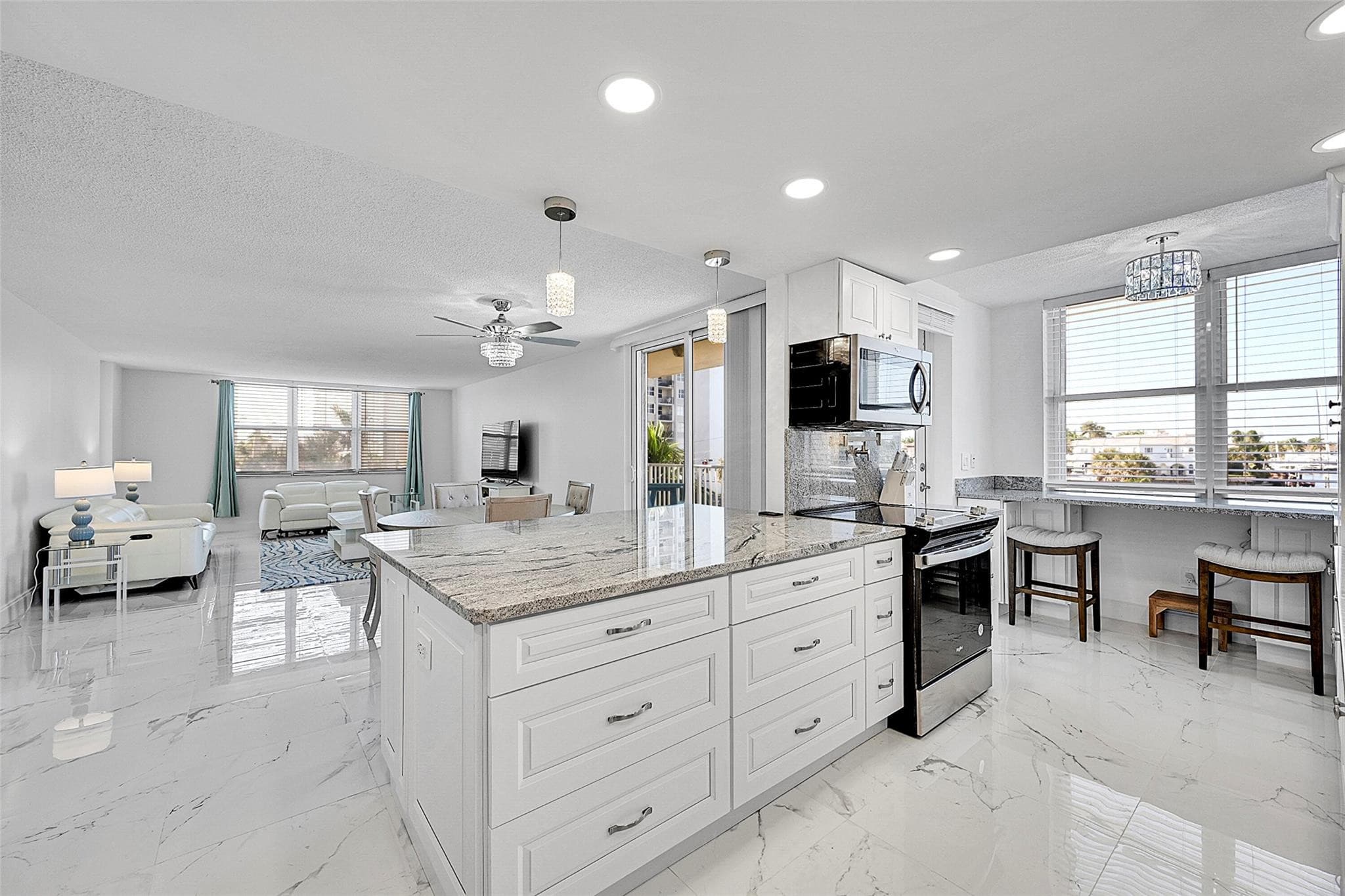 1401 S Ocean Drive 304, Hollywood, FL 33019 — photo 10 of 43