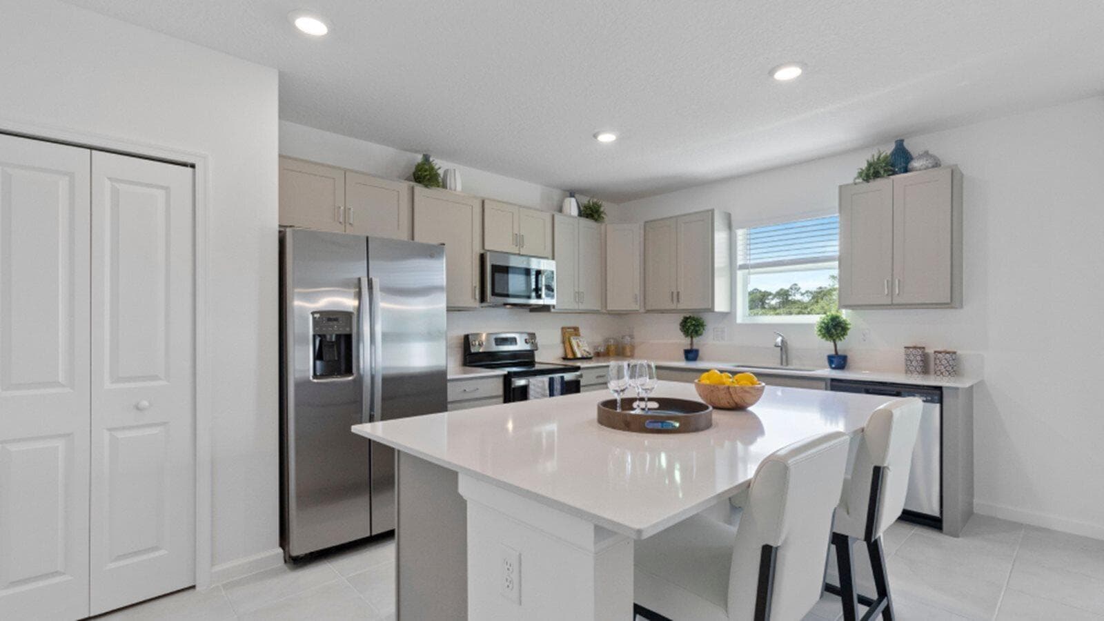 3202 Spanish Cedar Place, Fort Pierce, FL 34946 — photo 2 of 22