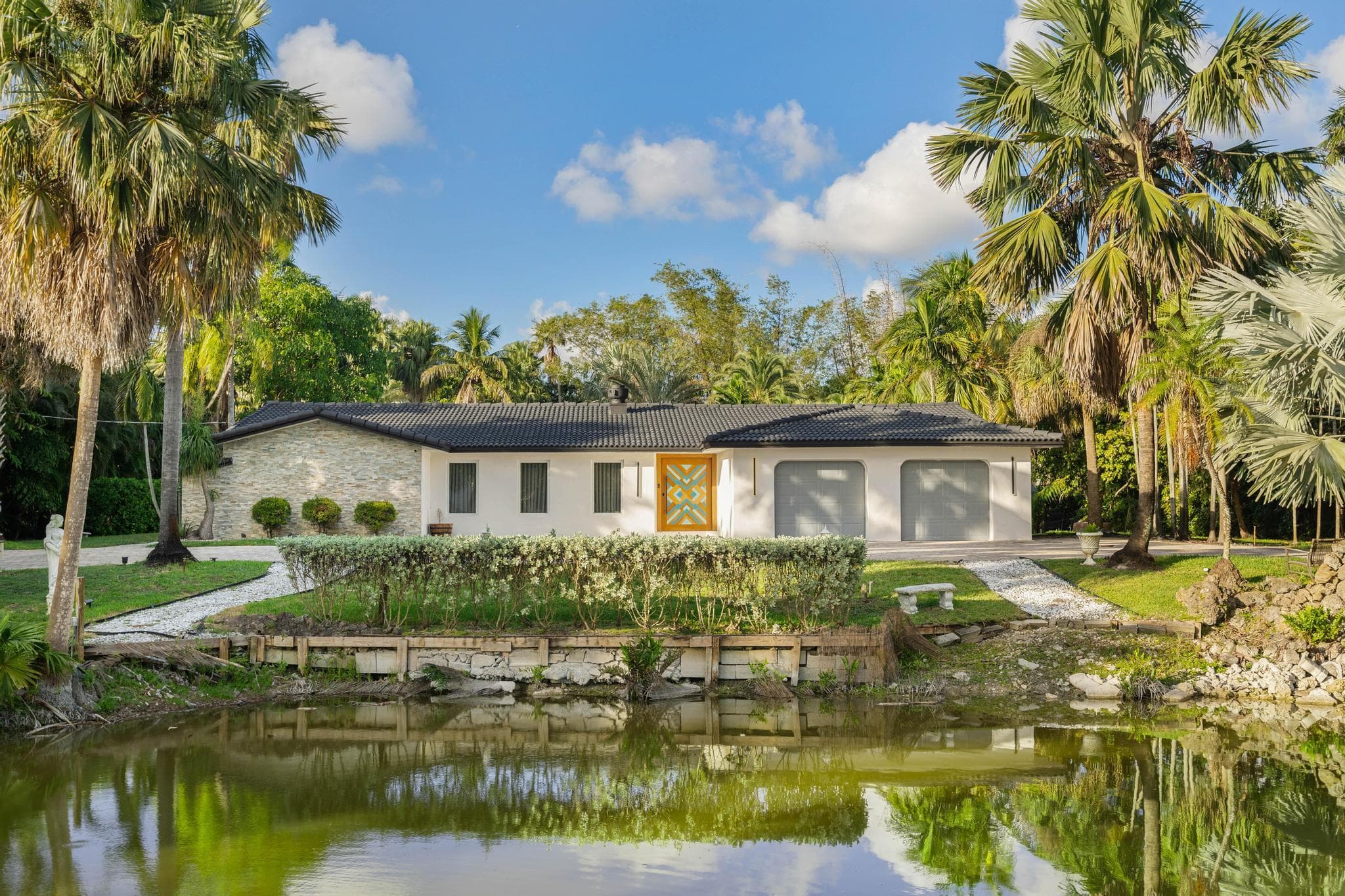 11621 NW 21st Court, Plantation, FL 33323 — photo 1 of 80