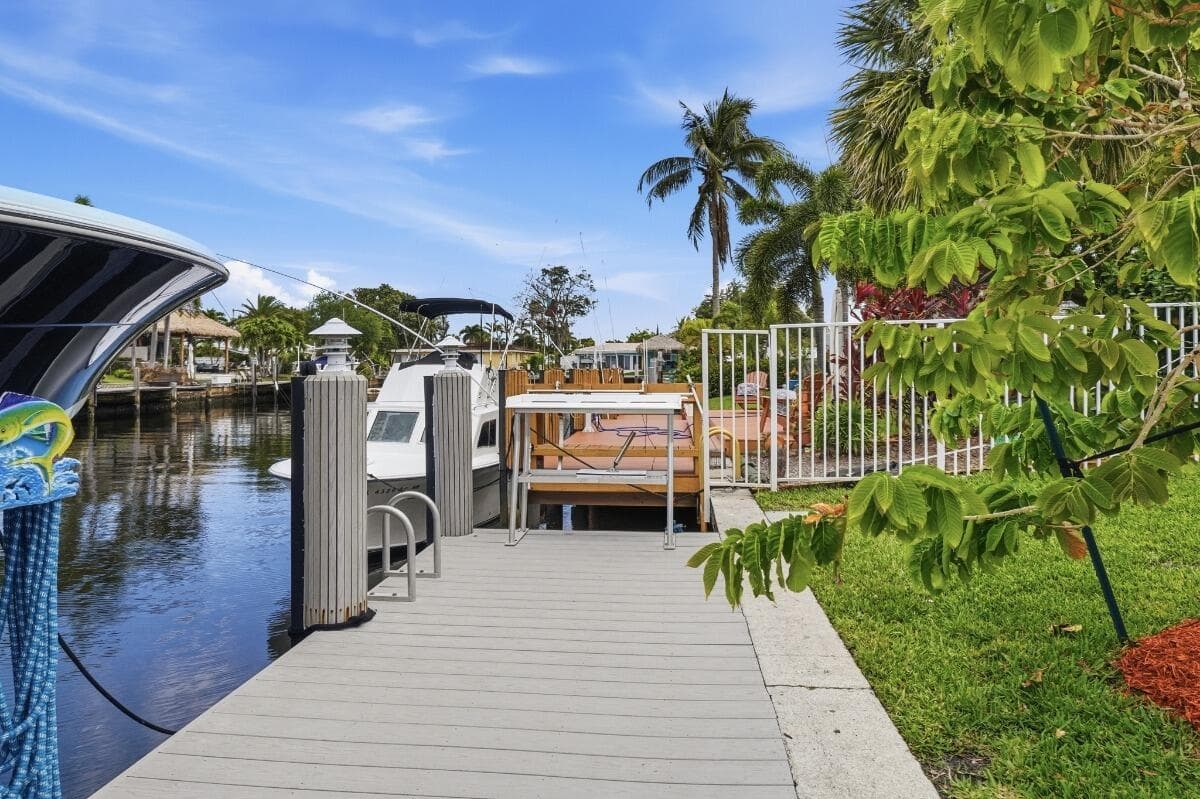 380 SE 5th Avenue, Pompano Beach, FL 33060 — photo 49 of 58