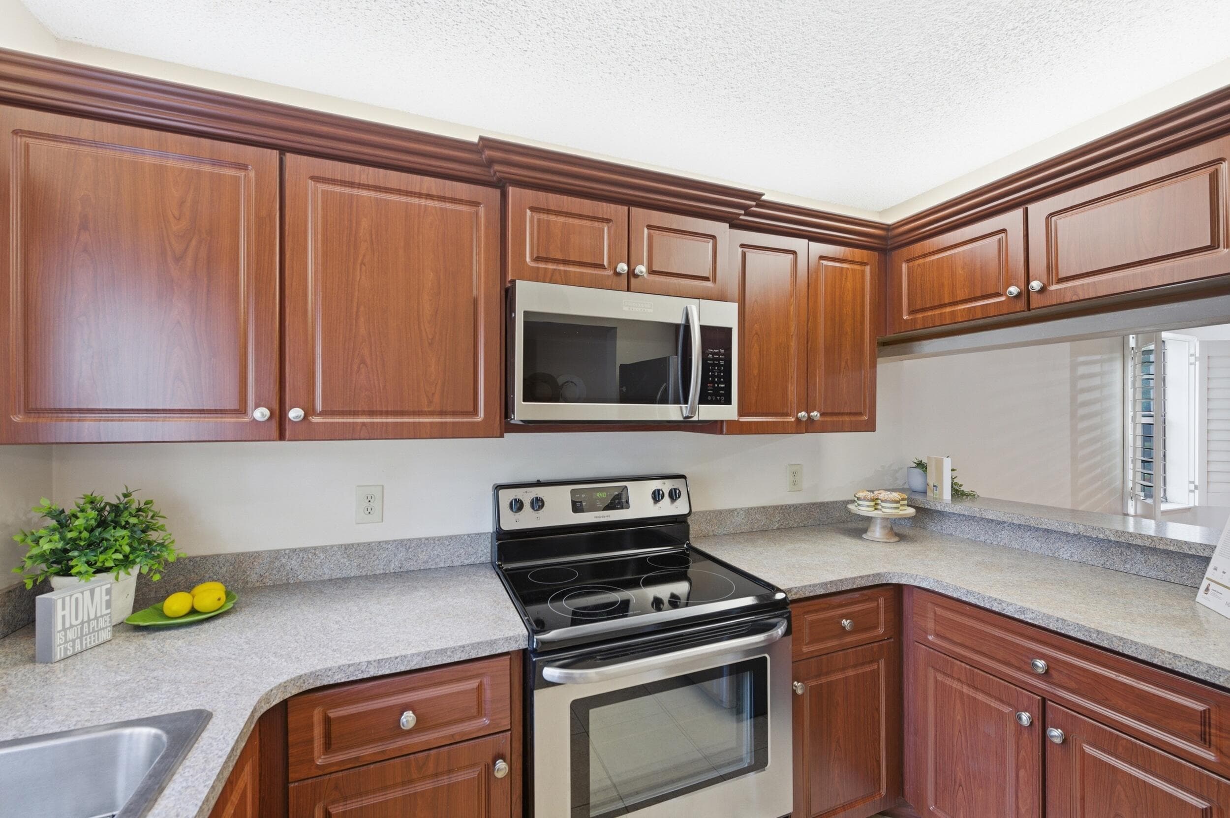 1901 Congressional Way 1901, Deerfield Beach, FL 33442 — photo 5 of 48