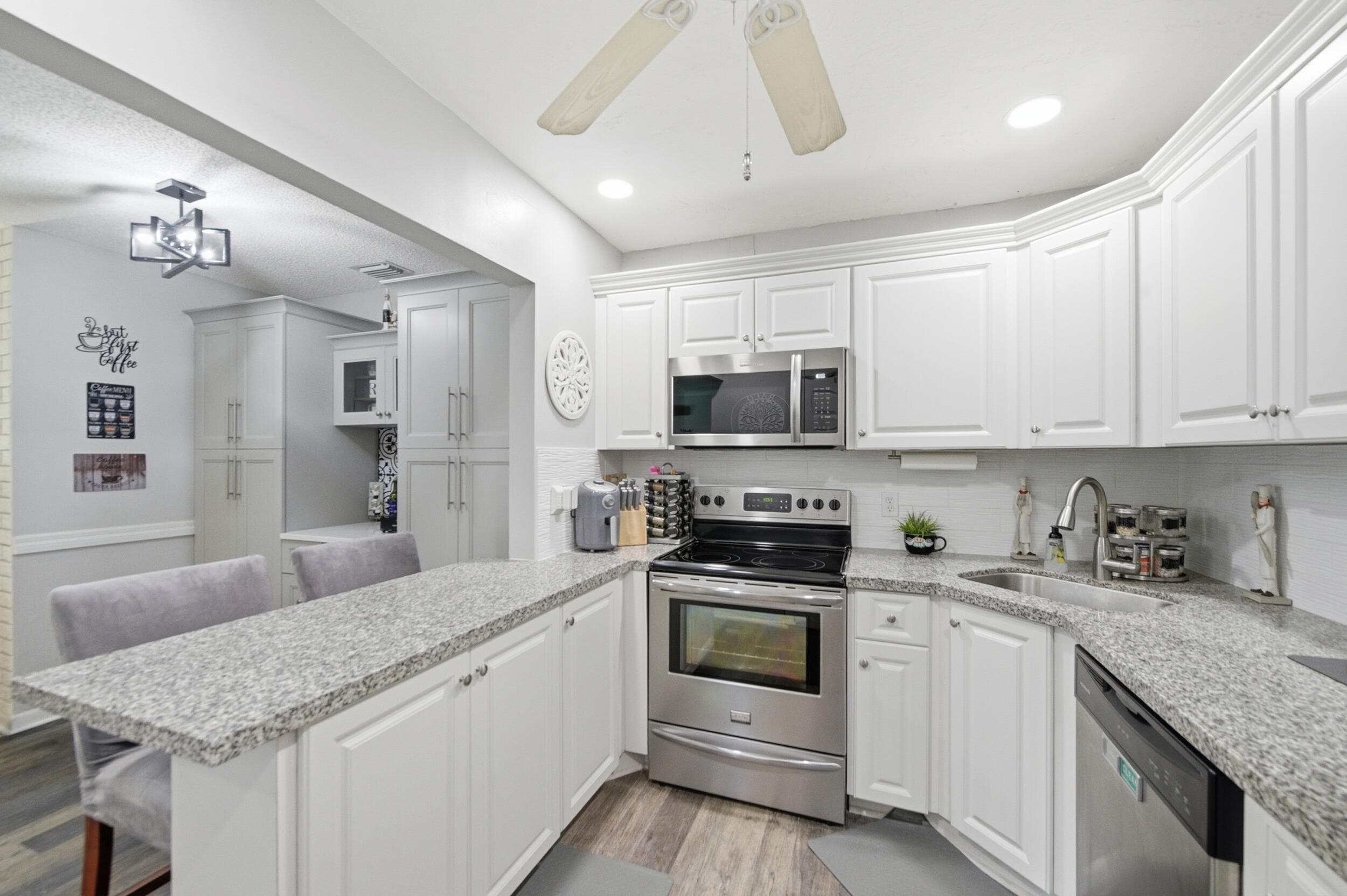 5883 La Paseos Drive D-2, Greenacres, FL 33463 — photo 9 of 22