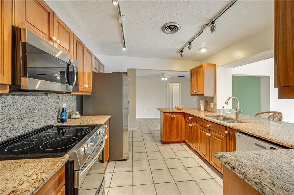 3586 Lucia Drive, Vero Beach, FL 32967 — photo 31 of 46