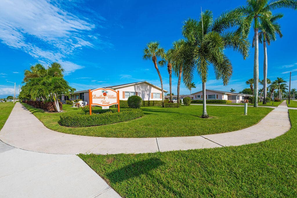 2739 Dudley Drive W C, West Palm Beach, FL 33415 — photo 13 of 27