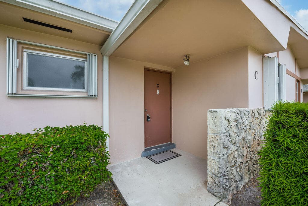 2739 Dudley Drive W C, West Palm Beach, FL 33415 — photo 20 of 27