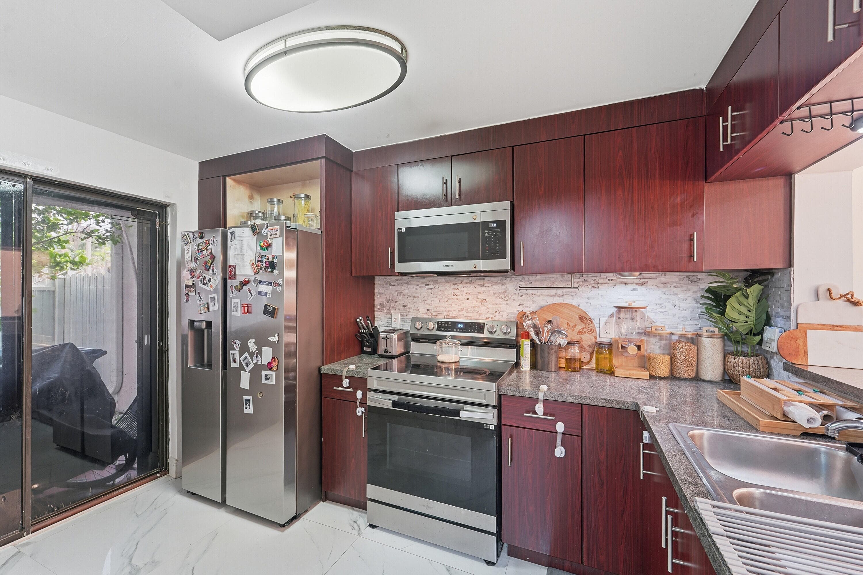 644 NE 195th Street, Miami, FL 33179 — photo 7 of 30