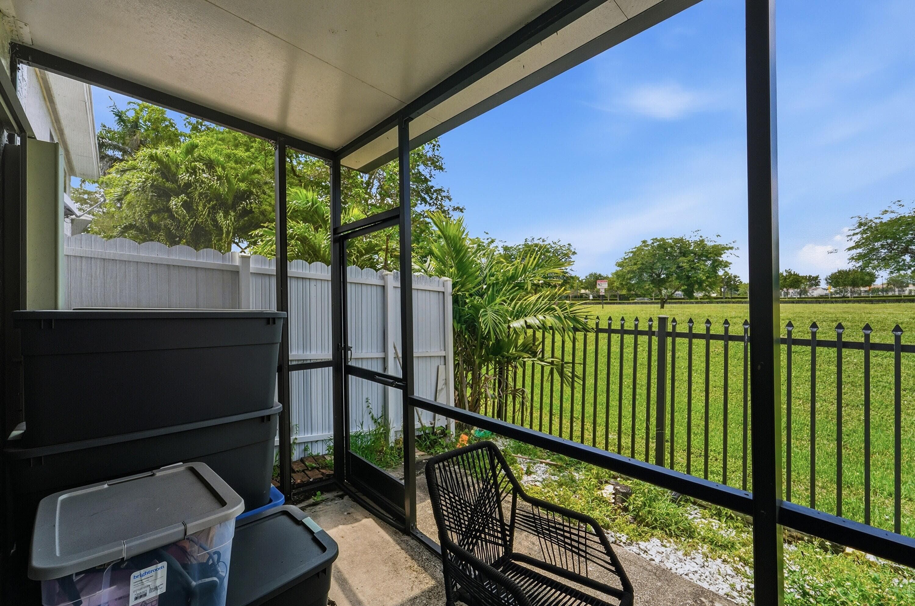 644 NE 195th Street, Miami, FL 33179 — photo 23 of 30