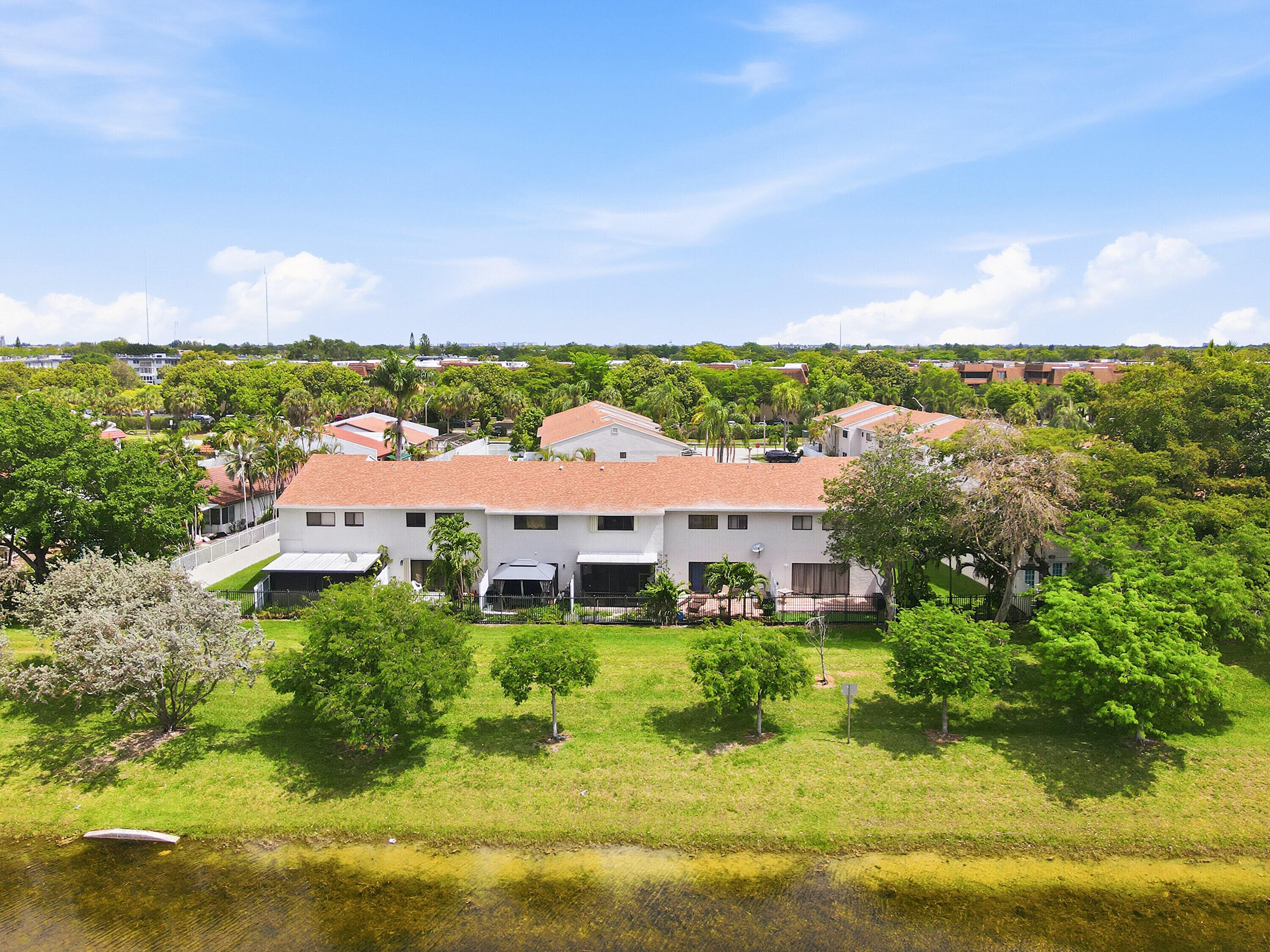 644 NE 195th Street, Miami, FL 33179 — photo 2 of 30