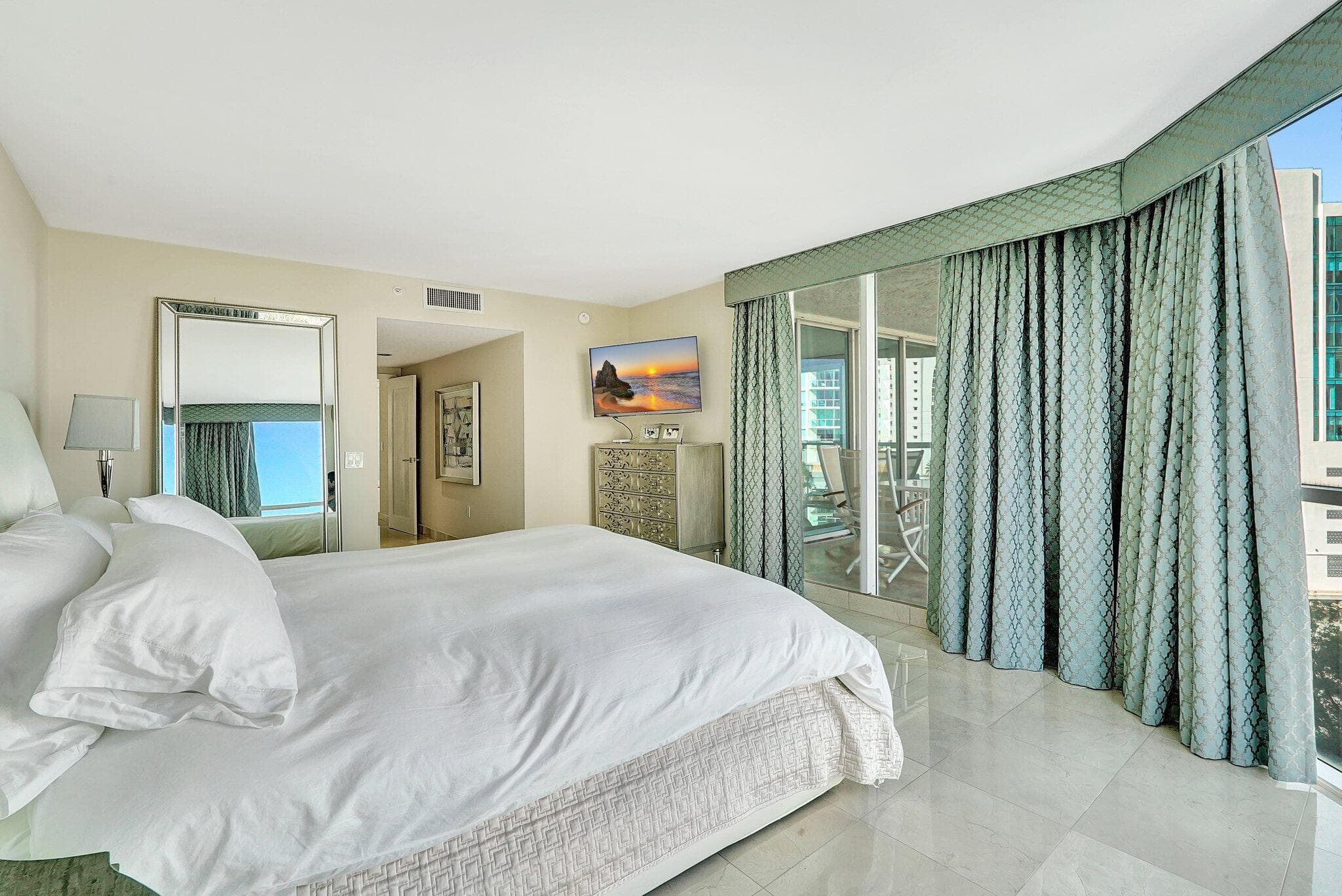 16400 Collins Avenue 641, Sunny Isles Beach, FL 33160 — photo 21 of 66