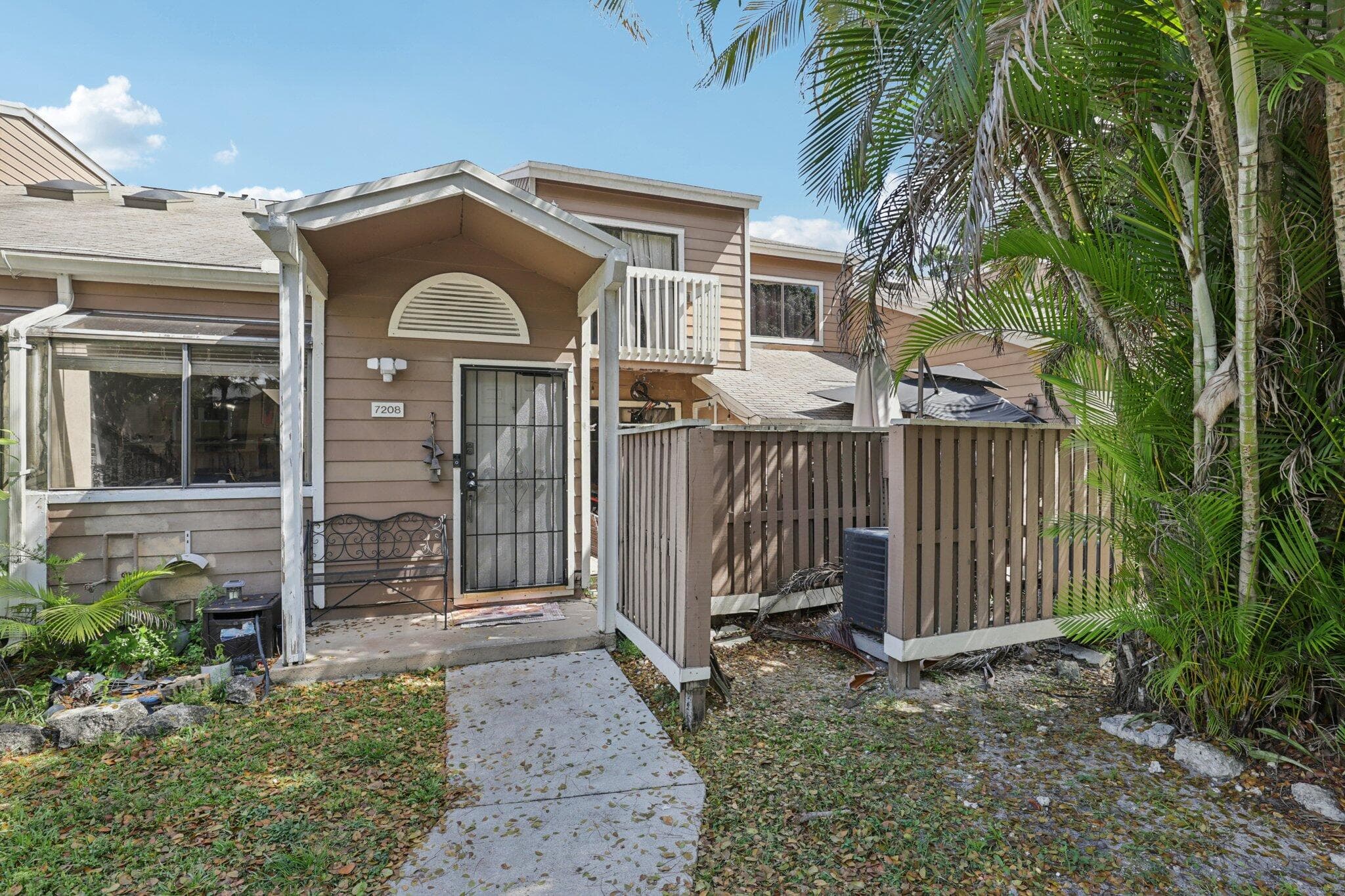 7208 Sportsmans Drive, North Lauderdale, FL 33068 — photo 2 of 29