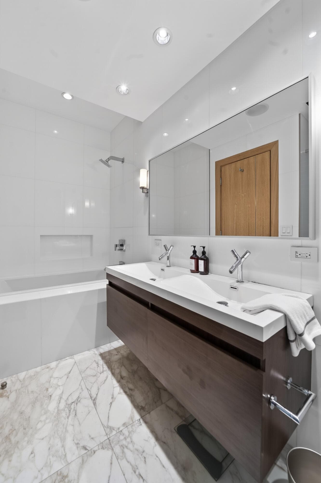 2301 Collins Avenue Ph14, Miami Beach, FL 33139 — photo 12 of 38