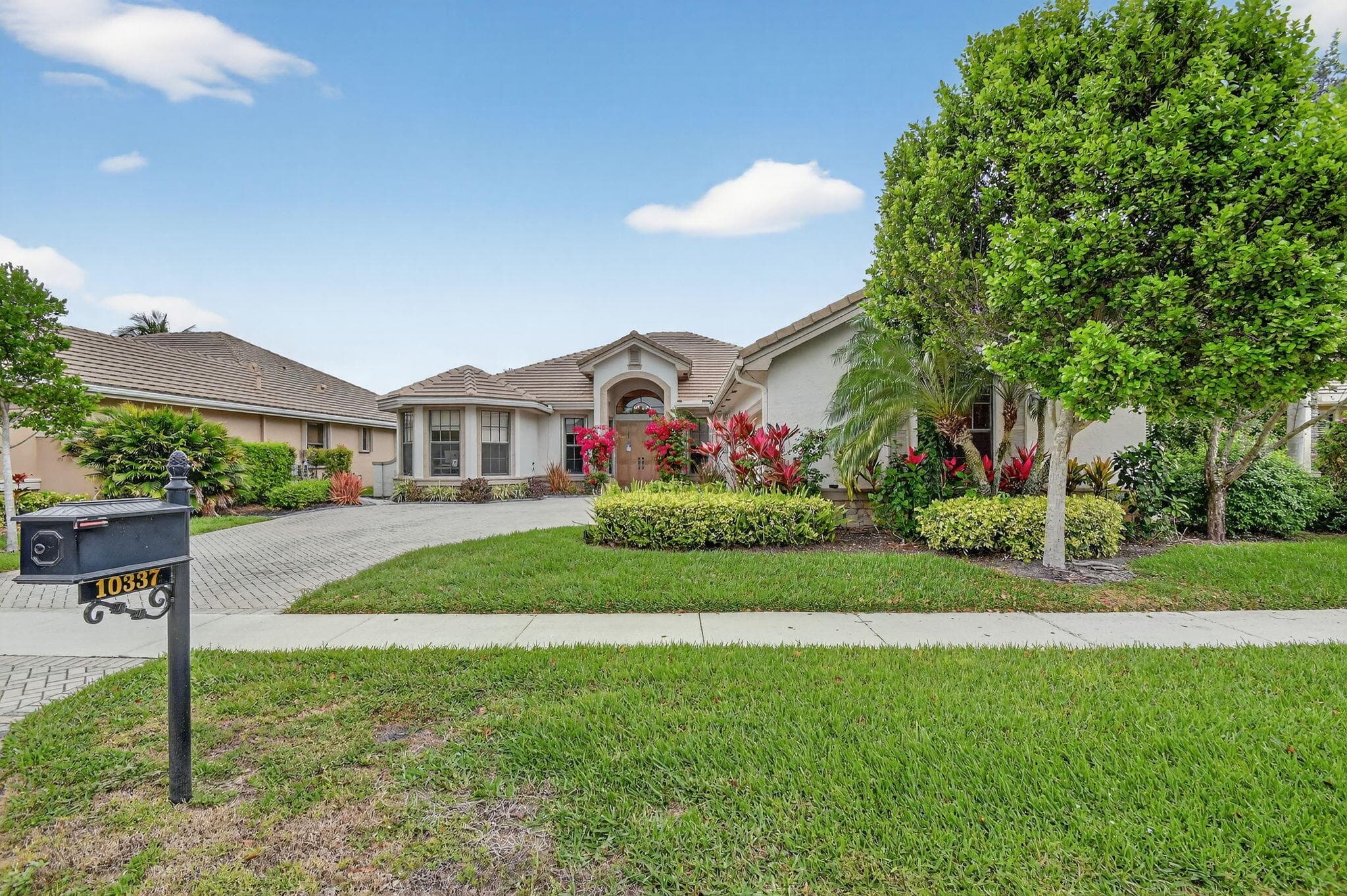 10337 Trianon Place, Wellington, FL 33449 — photo 1 of 93