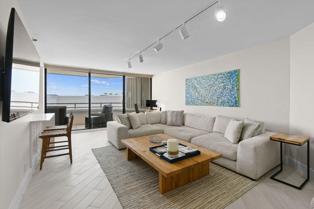 3560 S Ocean Boulevard 907, South Palm Beach, FL 33480 — photo 5 of 38