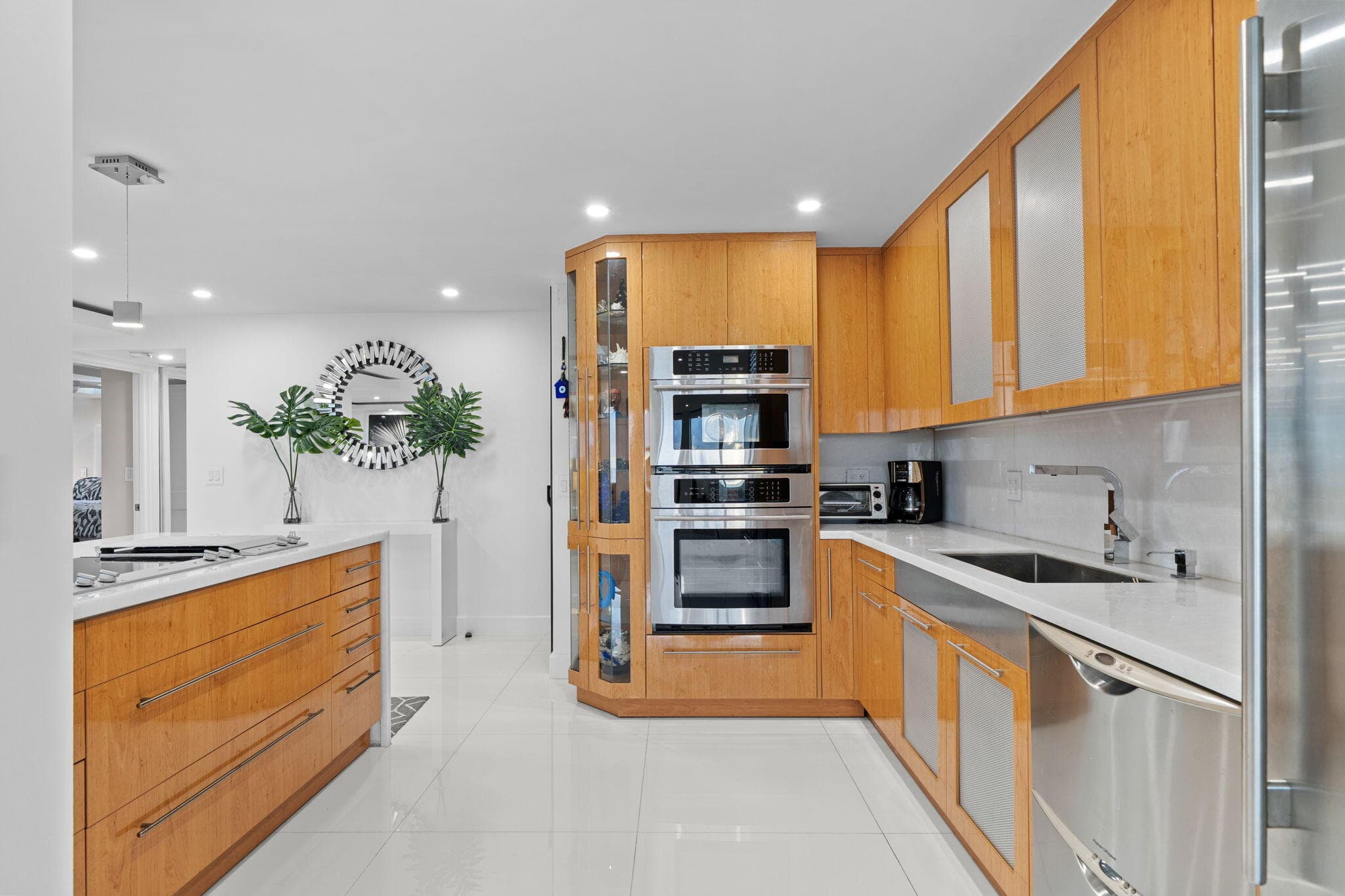 545 S Fort Lauderdale Beach 701-702, Fort Lauderdale, FL 33316 — photo 9 of 21