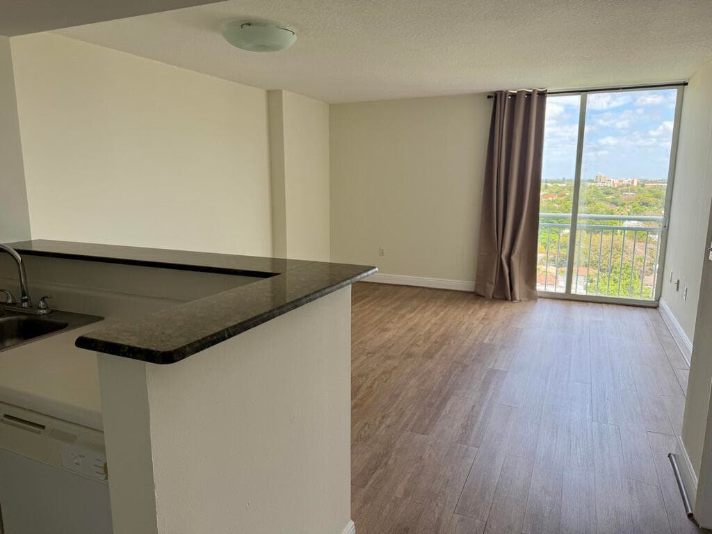 3000 Coral Way 1007, Miami, FL 33145 — photo 2 of 31