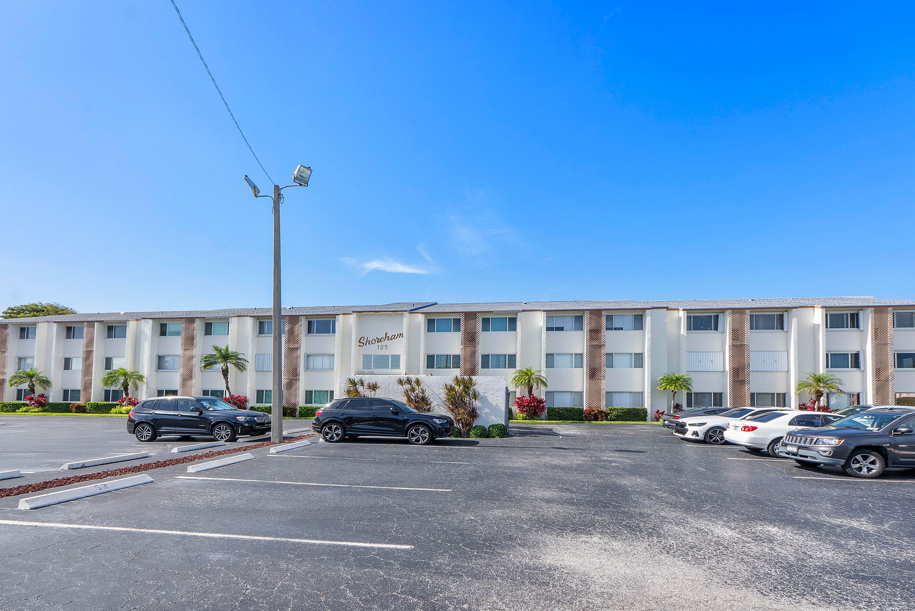 125 Shore Court 304a, North Palm Beach, FL 33408 — photo 10 of 13