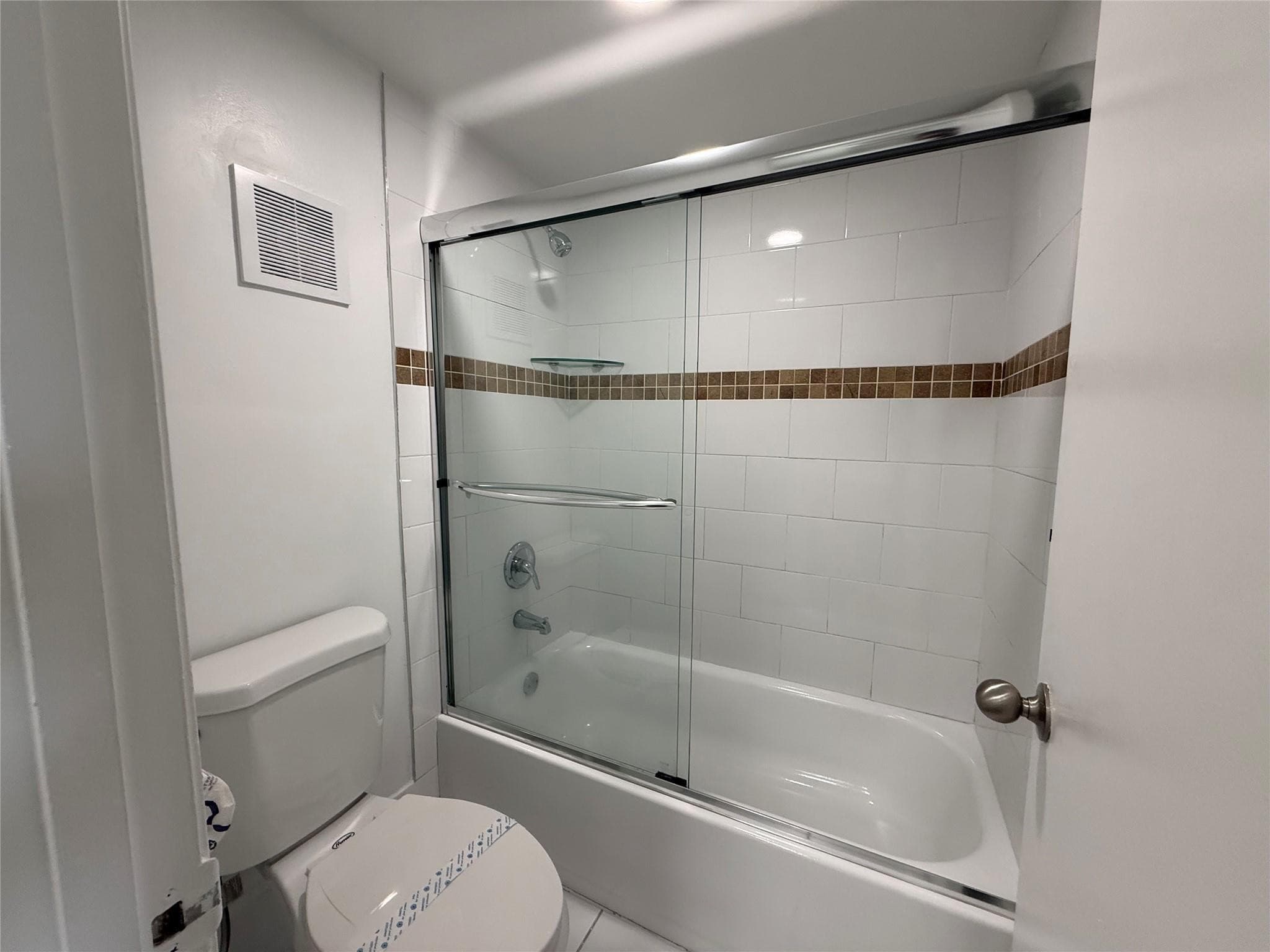 17350 NW 68th Avenue 300-404, Hialeah, FL 33015 — photo 8 of 15