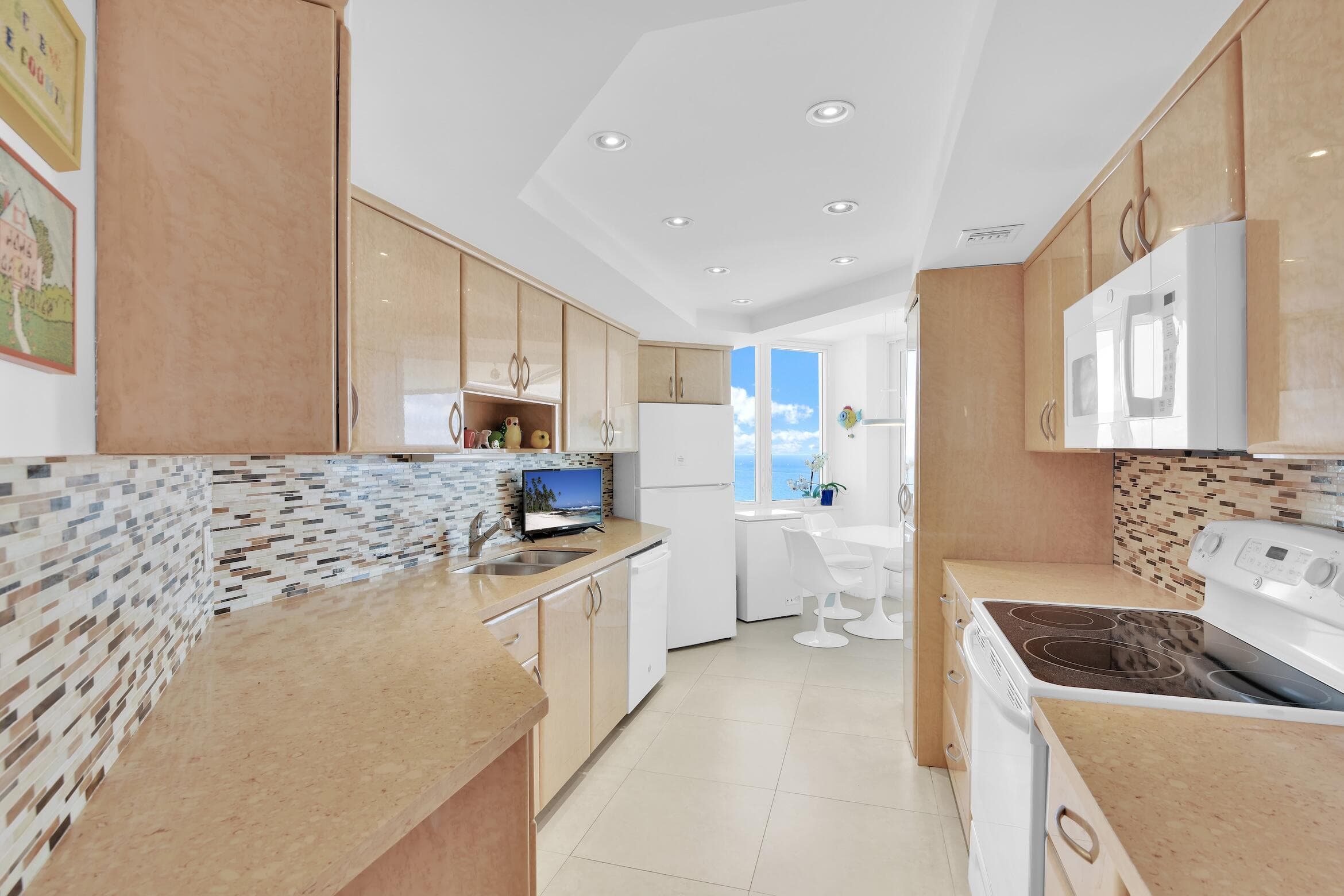 500 S Ocean Boulevard 2205, Boca Raton, FL 33432 — photo 11 of 61