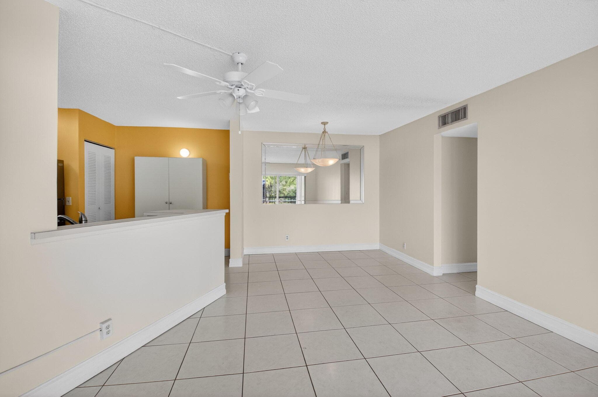 7535 S Oriole Boulevard 206, Delray Beach, FL 33446 — photo 5 of 31