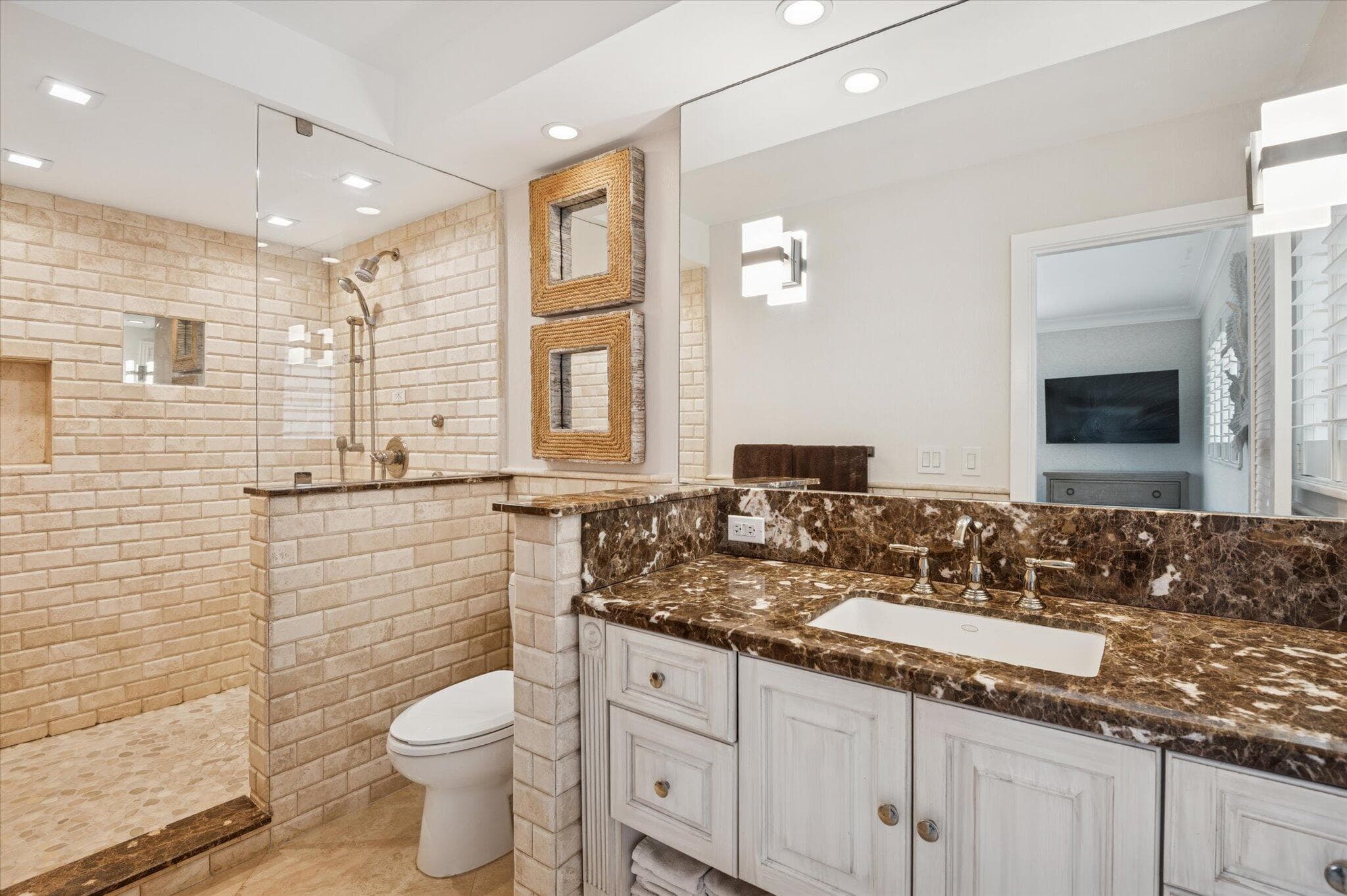 215 N Birch Road A2, Fort Lauderdale, FL 33304 — photo 15 of 26