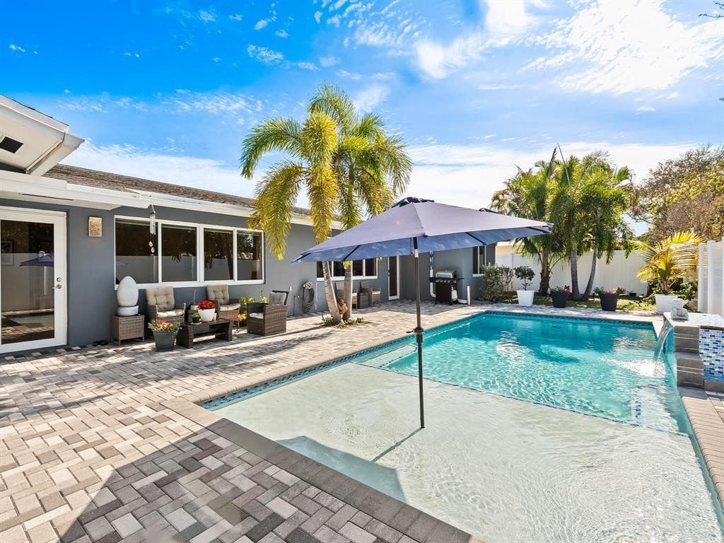 5496 NE 22nd Avenue, Fort Lauderdale, FL 33308 — photo 2 of 44