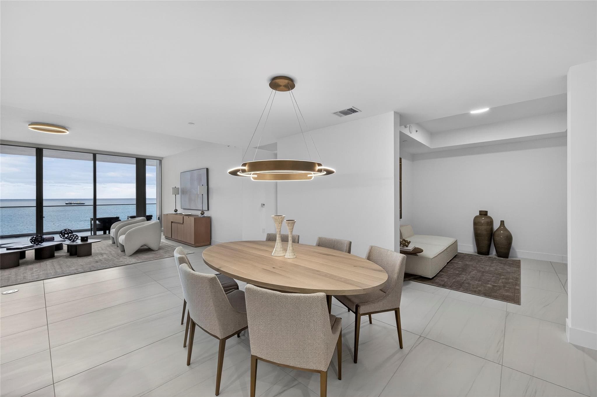 153 N Seabreeze Boulevard 1901, Fort Lauderdale, FL 33304 — photo 11 of 57