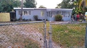 12920 Westview Drive 1, Miami, FL 33167 — photo 1 of 18