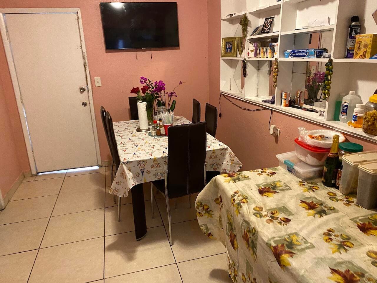 12920 Westview Drive 1, Miami, FL 33167 — photo 4 of 18