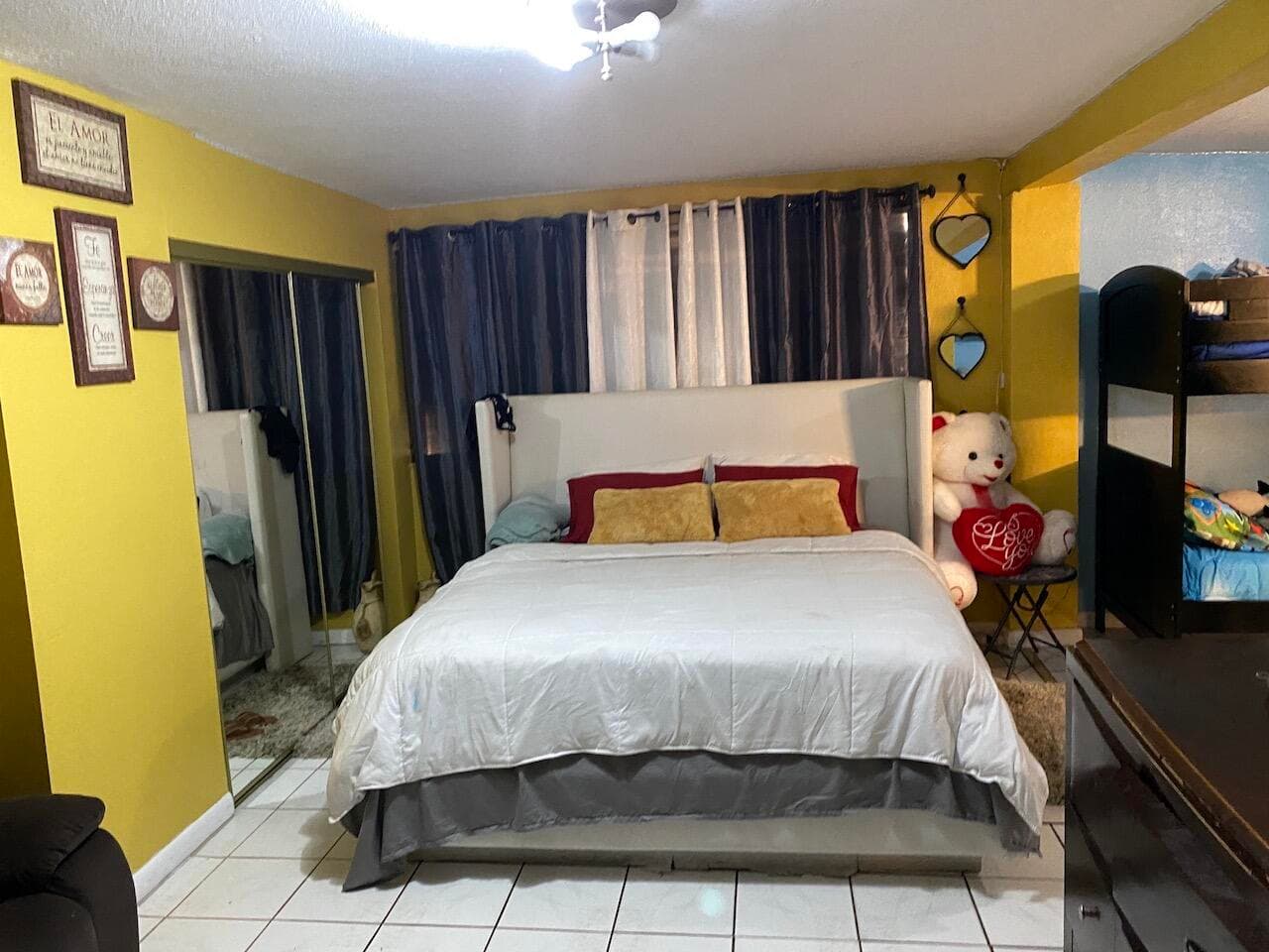 12920 Westview Drive 1, Miami, FL 33167 — photo 9 of 18