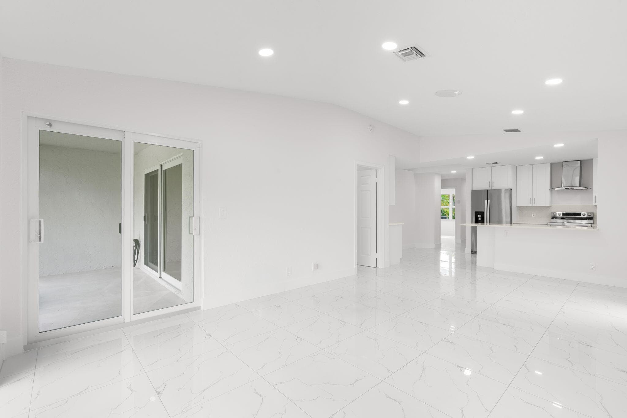 6702 N Pine Island Road 6702, Tamarac, FL 33321 — photo 12 of 28