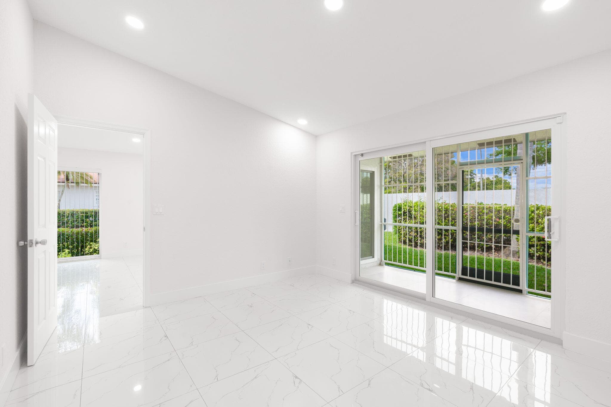 6702 N Pine Island Road 6702, Tamarac, FL 33321 — photo 18 of 28