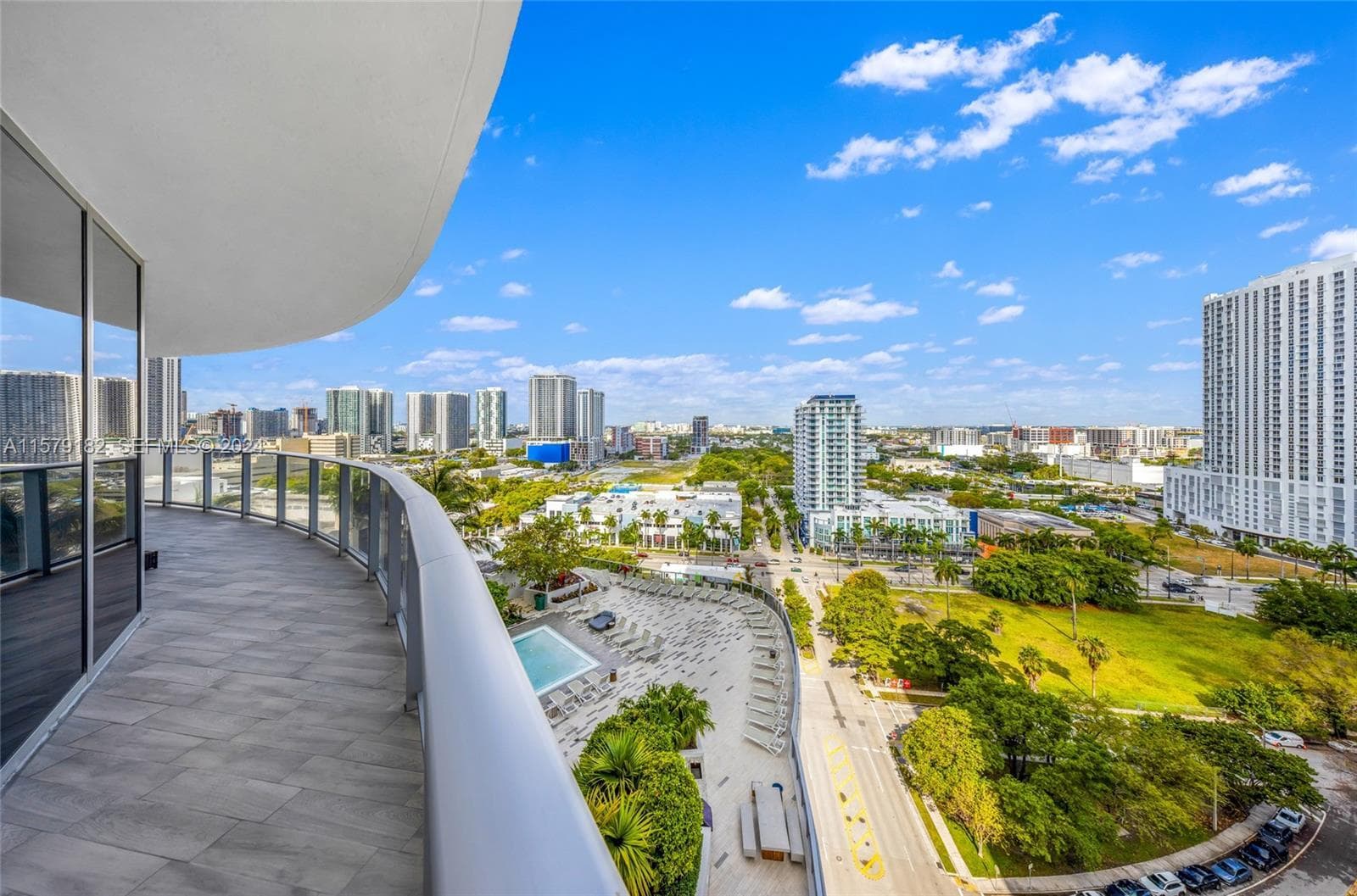 488 NE 18th Street 1801, Miami, FL 33132 — photo 15 of 30