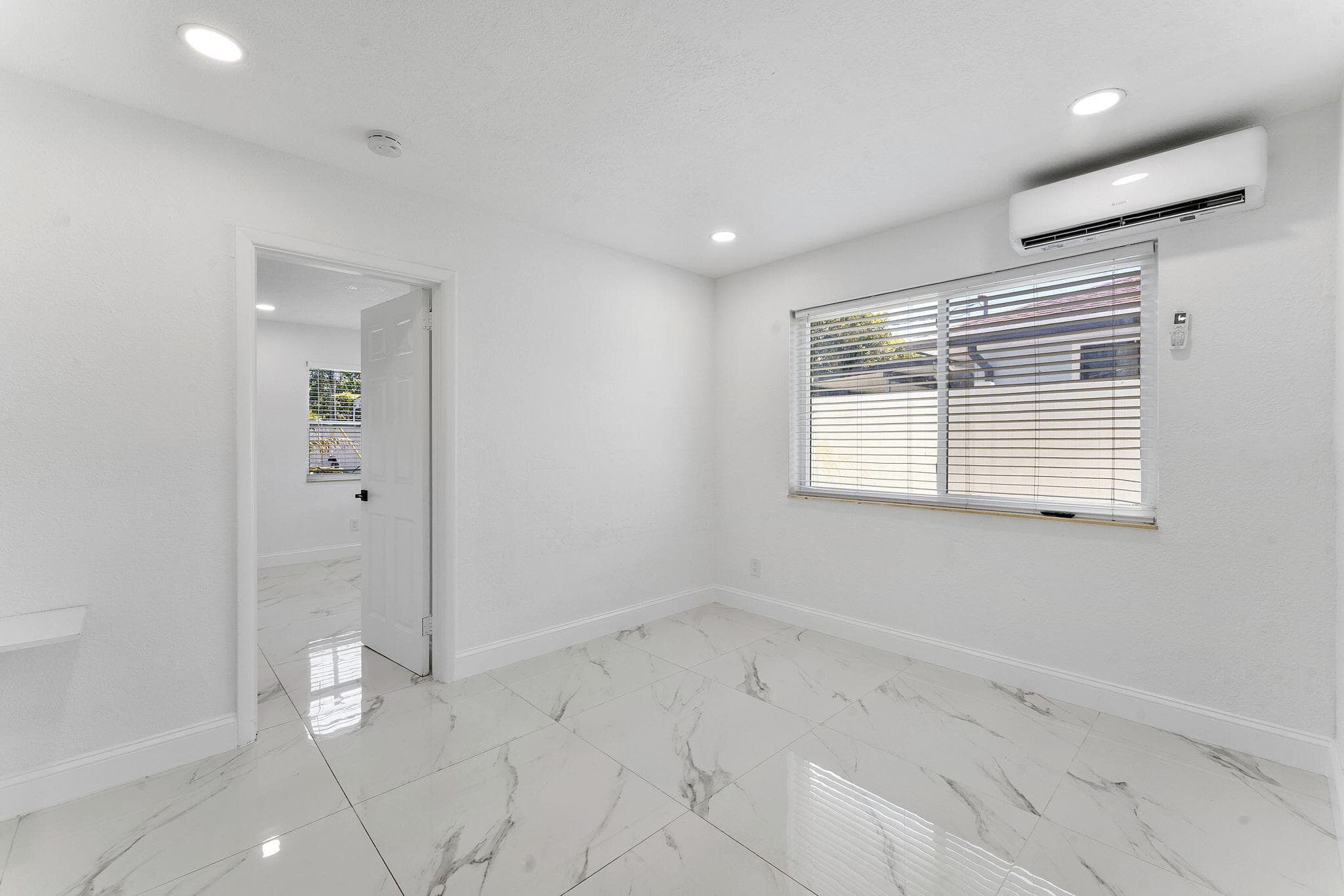 822 S C Street, Lake Worth Beach, FL 33460 — photo 17 of 37