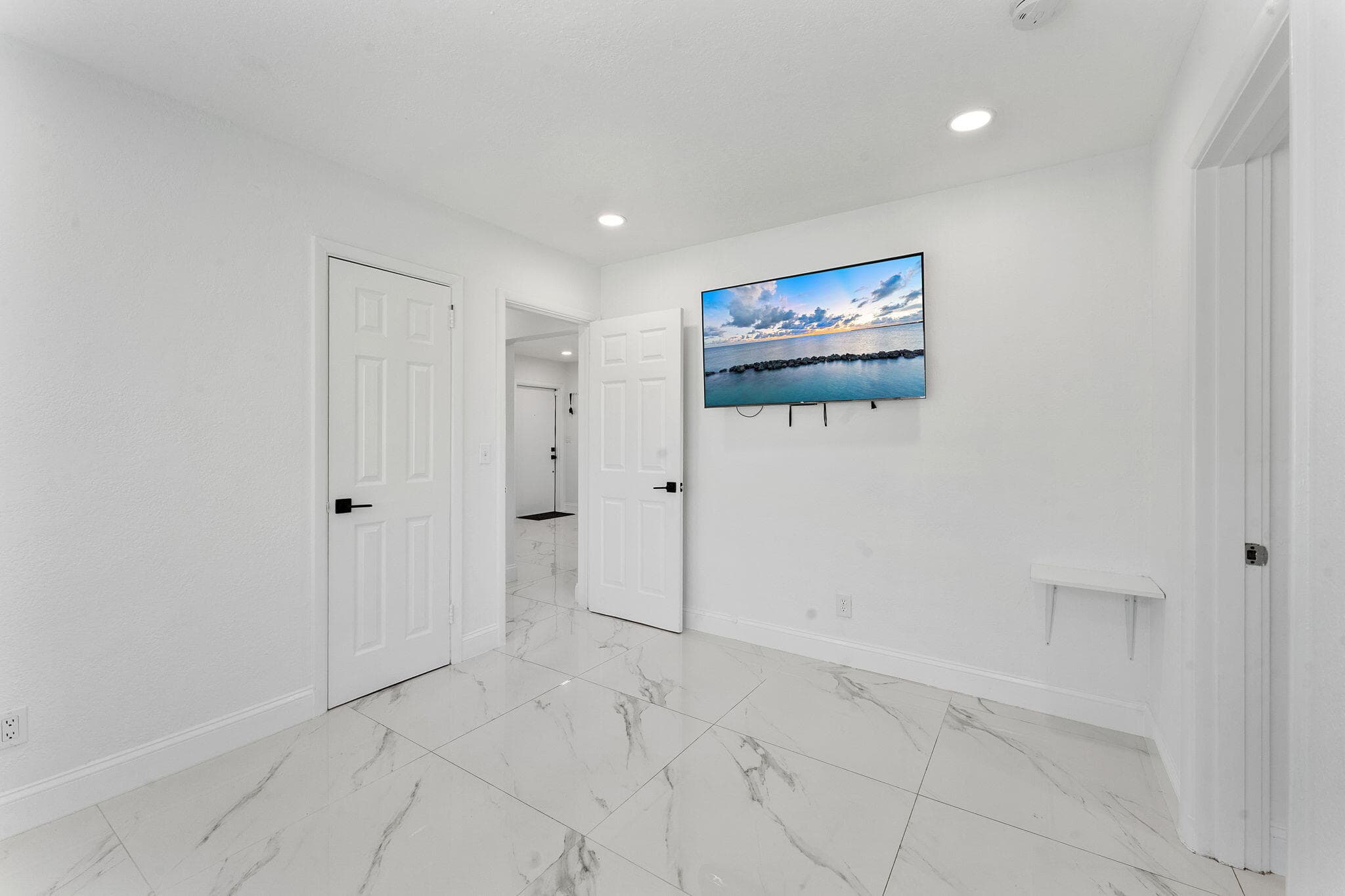 822 S C Street, Lake Worth Beach, FL 33460 — photo 18 of 37