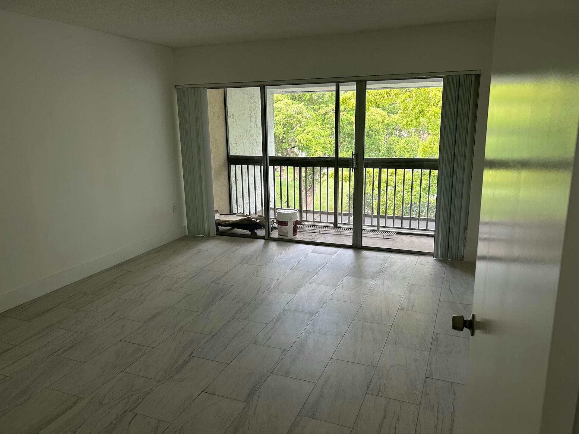 701 N Pine Island Road 304, Plantation, FL 33324 — photo 34 of 77