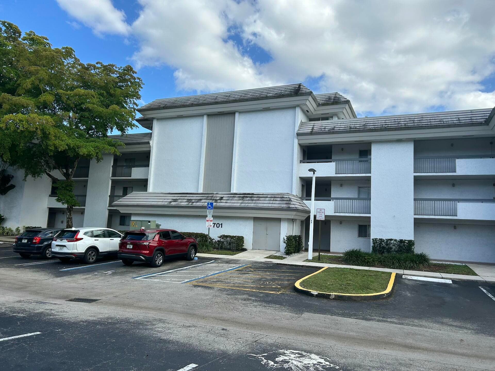 701 N Pine Island Road 304, Plantation, FL 33324 — photo 68 of 77