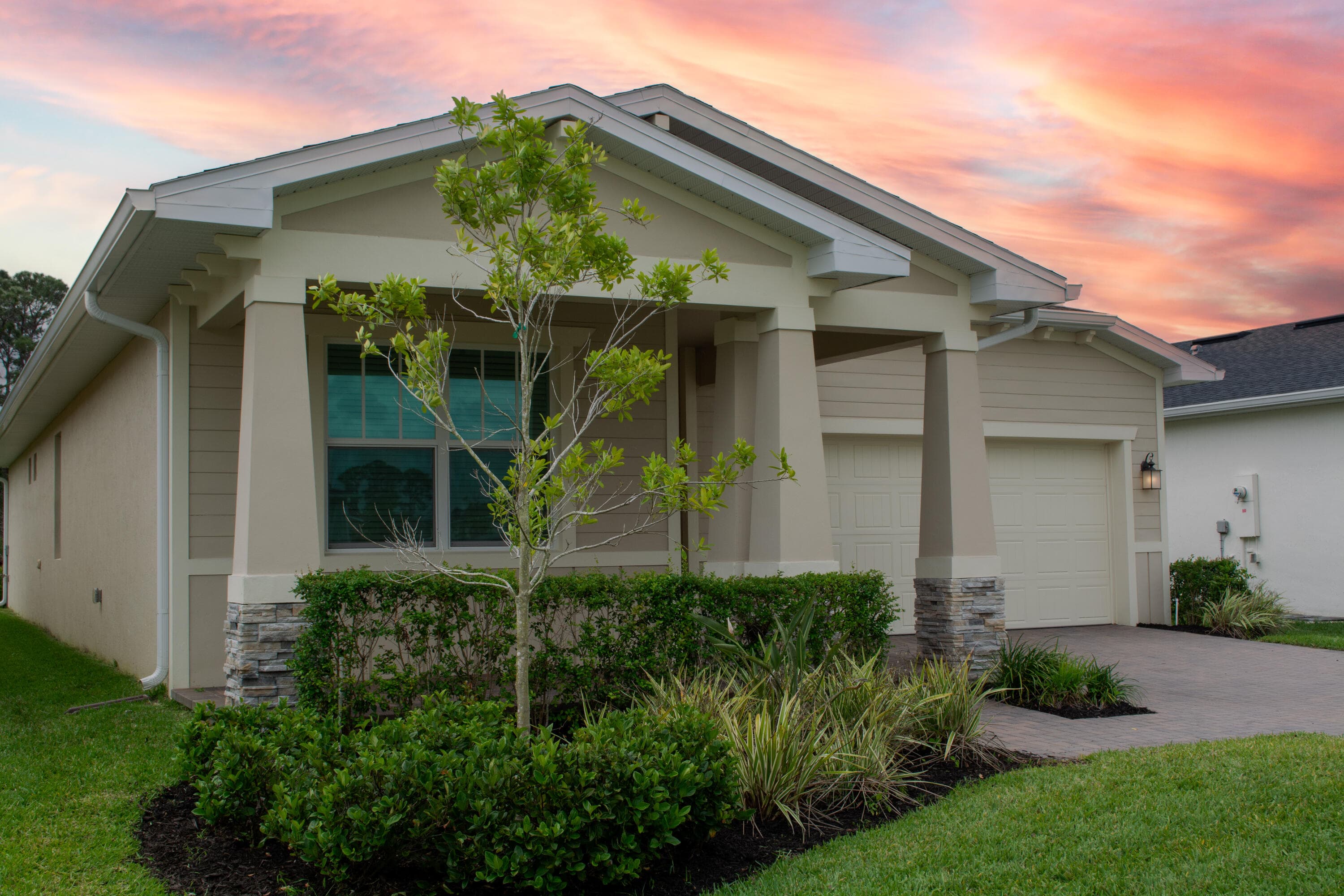 560 Veridian Circle NW, Palm Bay, FL 32907 — photo 6 of 48