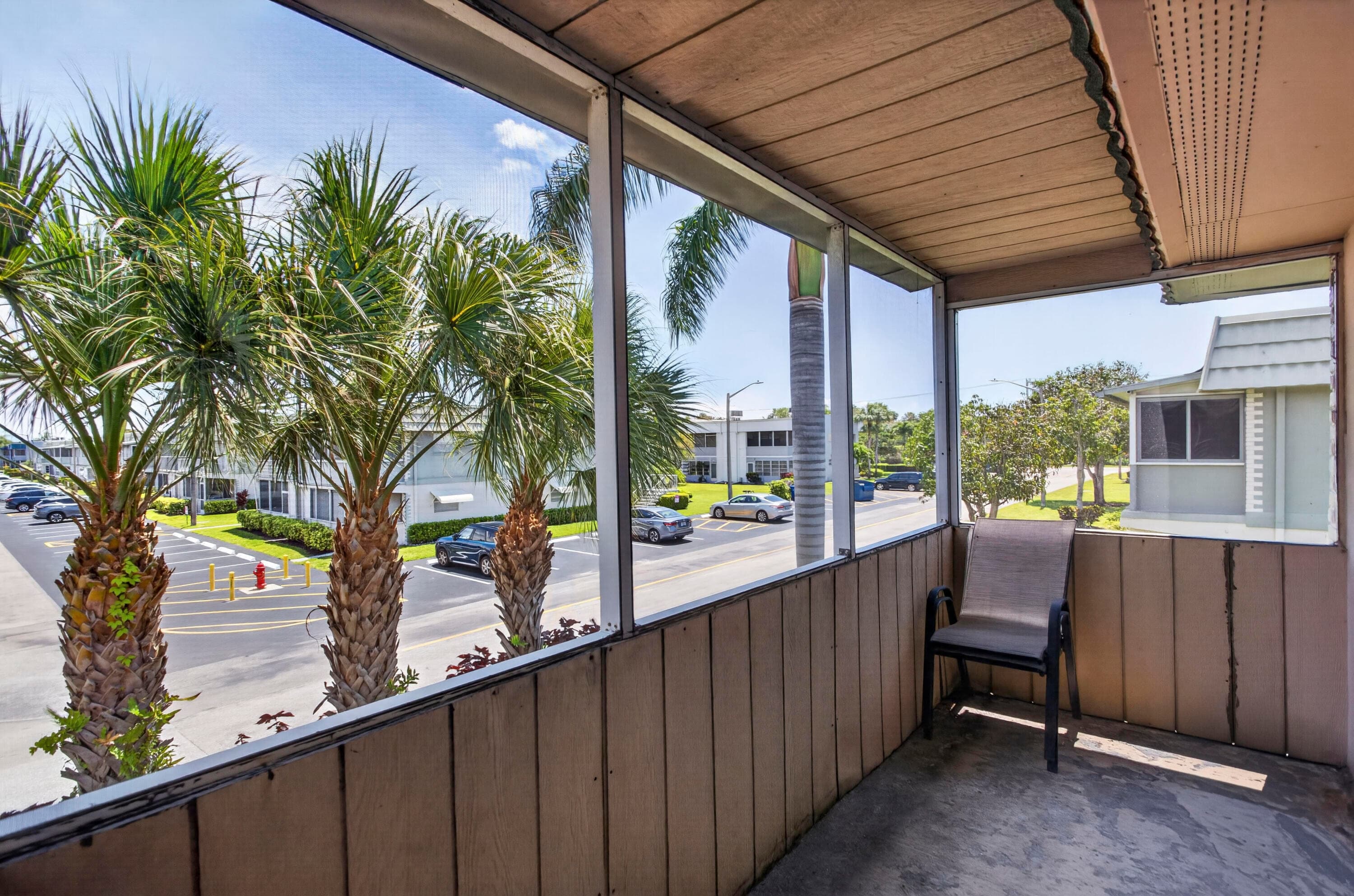 82 Flanders B, Delray Beach, FL 33484 — photo 18 of 35