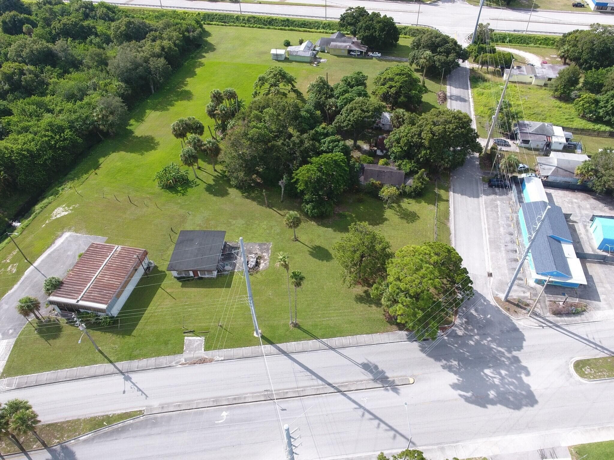 3805 Okeechobee Road, Fort Pierce, FL — photo 5 of 18